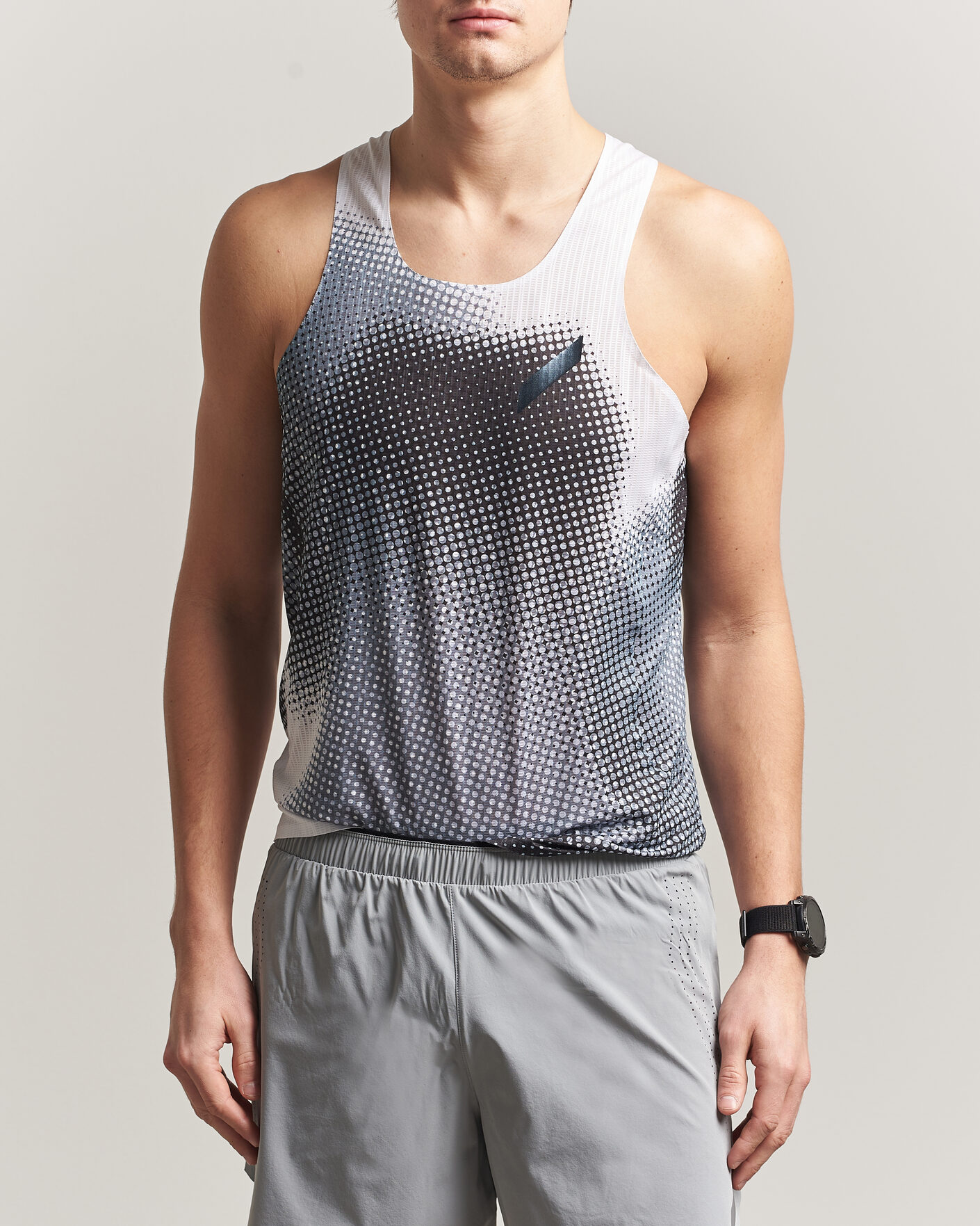 Hombres | Camisetas | SOAR Running | Race Vest Black/White