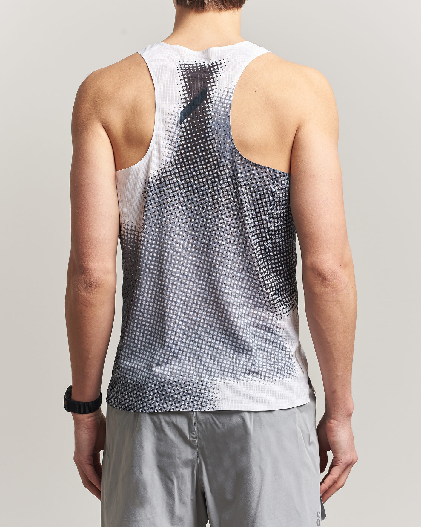 Hombres | Camisetas | SOAR Running | Race Vest Black/White