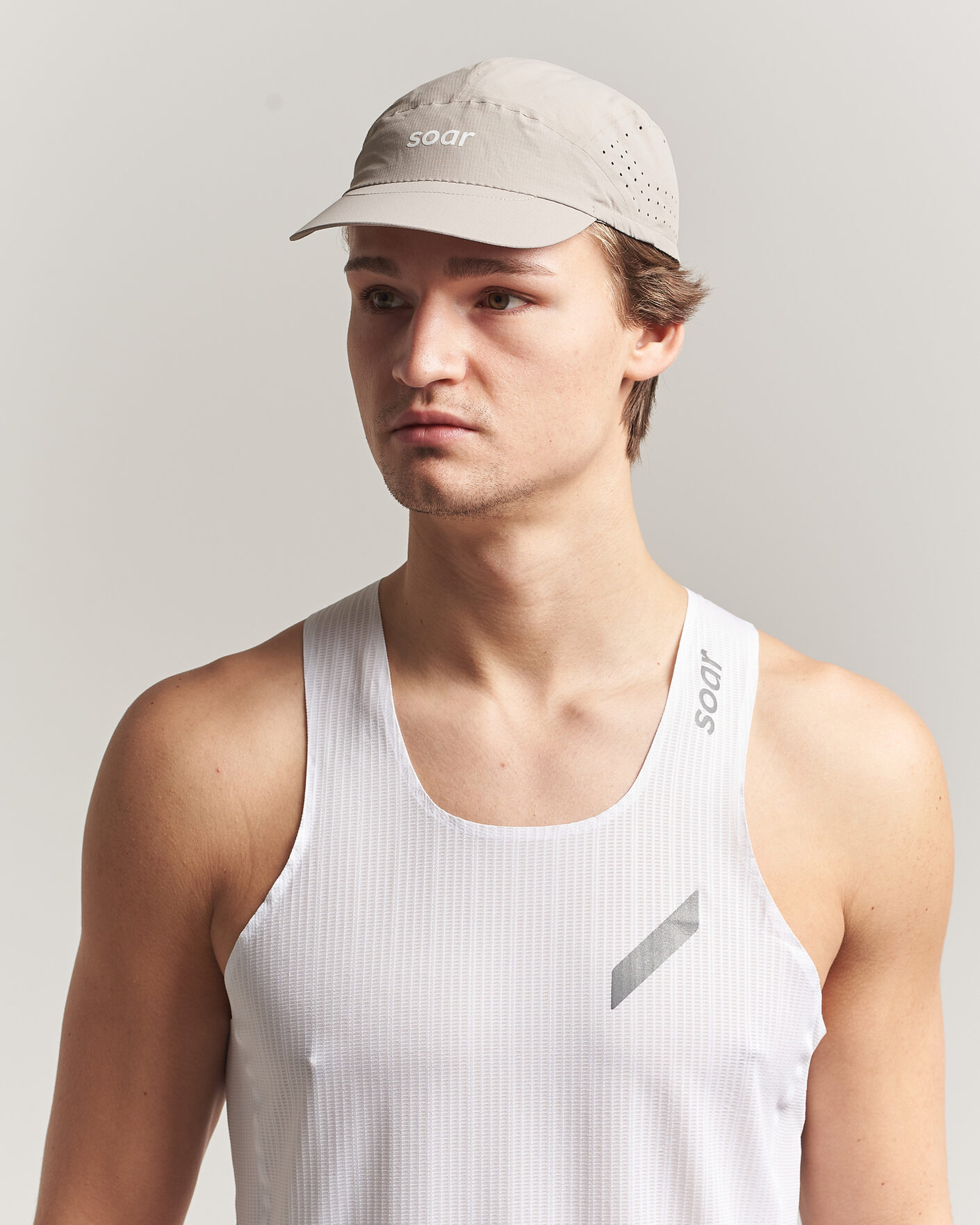 Hombres | Sombreros y gorras | SOAR Running | Run Cap Warm Grey