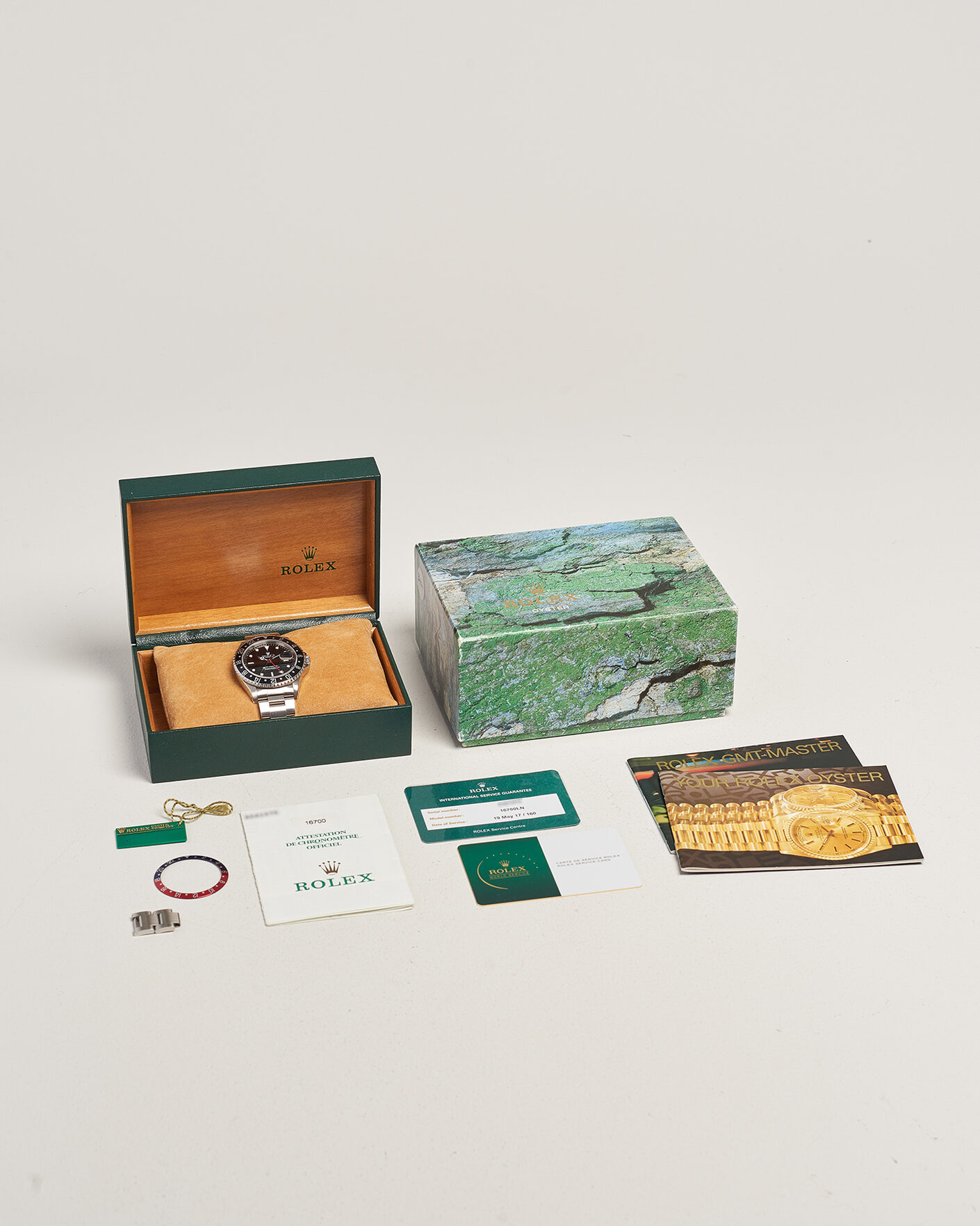 Hombres | Pre-Owned & Vintage Watches | Rolex Pre-Owned | GMT Master