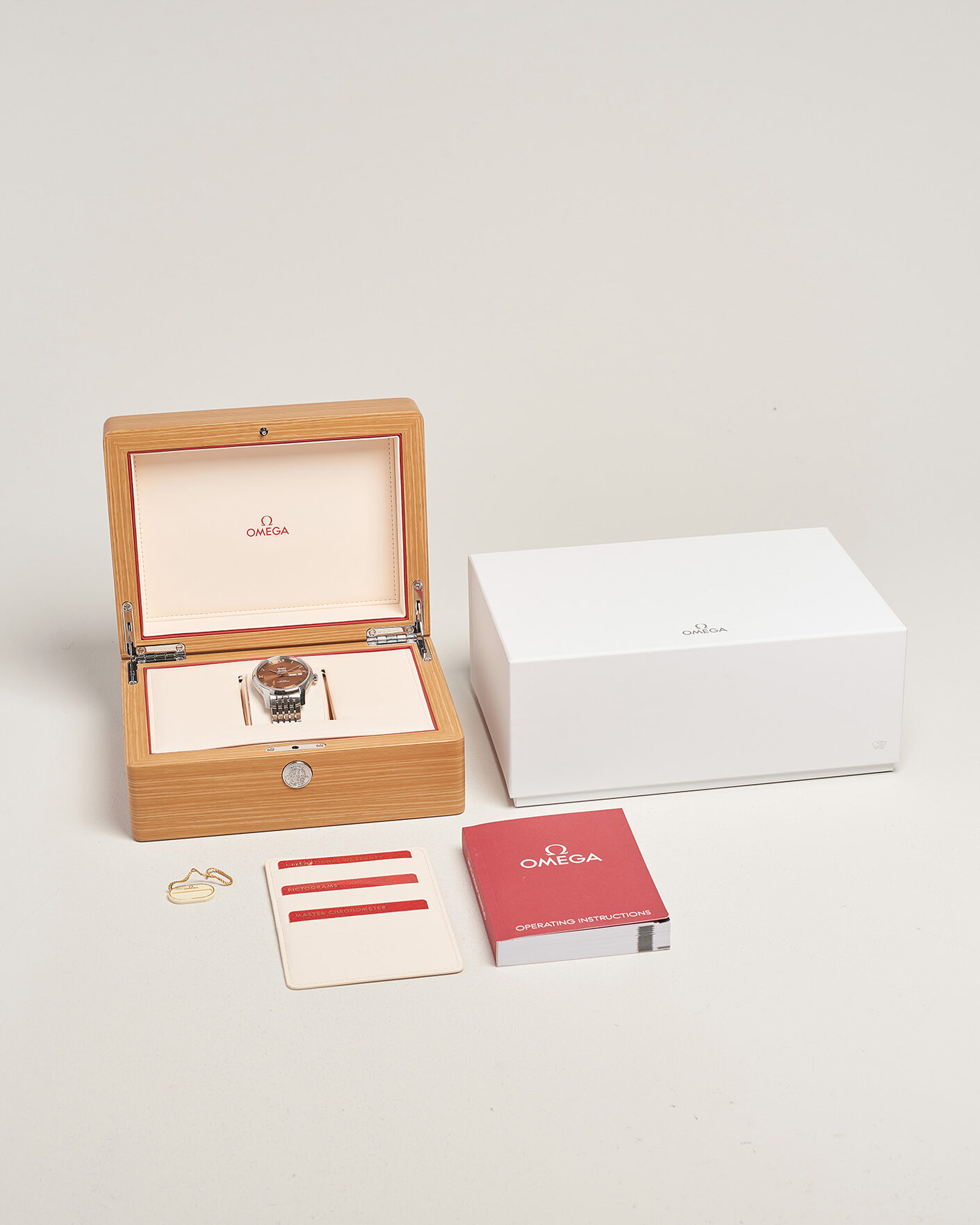 Hombres | Pre-Owned & Vintage Watches | Omega Pre-Owned | De Ville Hour Vision 