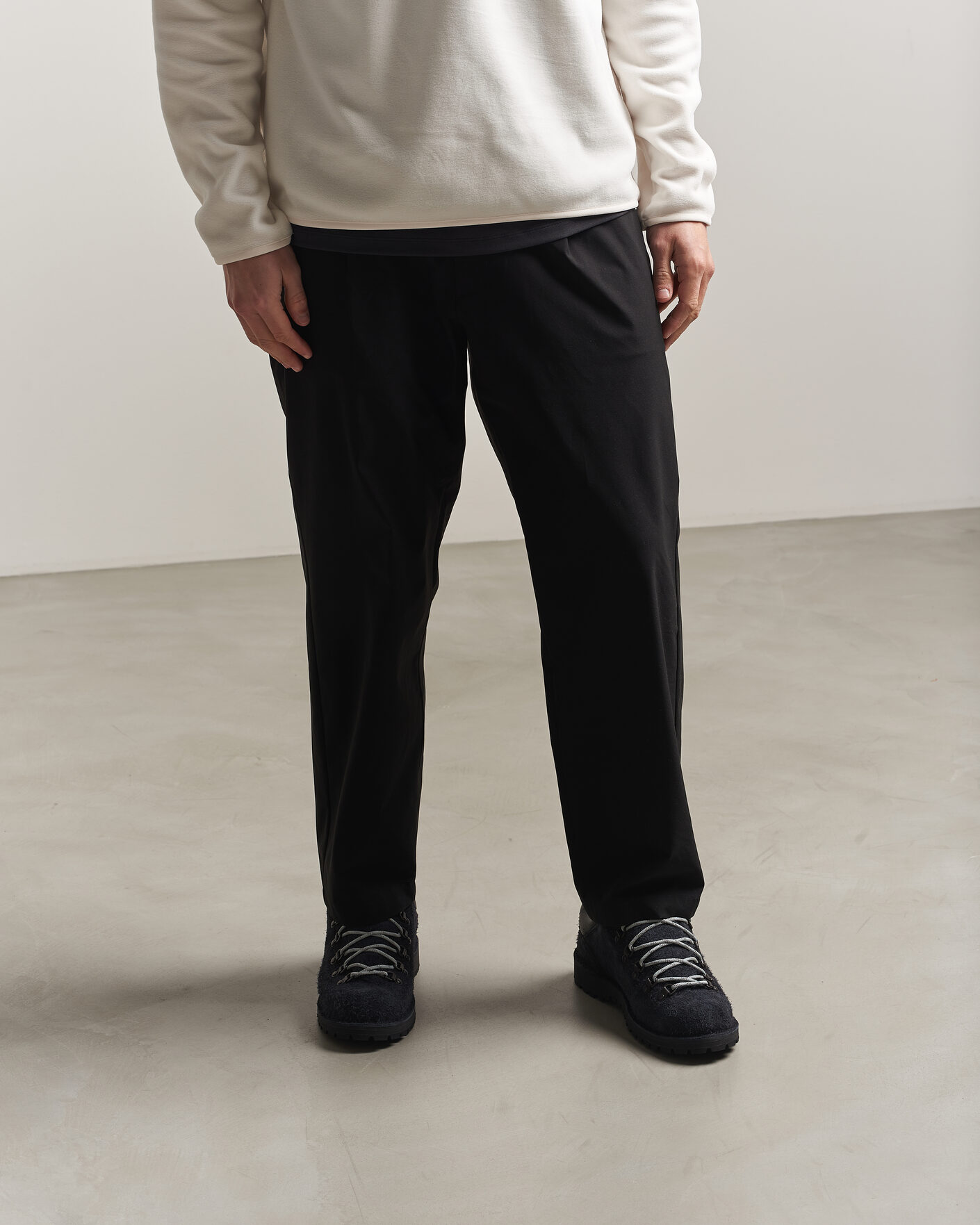 Hombres | Zapatillas de senderismo | Danner | Trail Field GORE-TEX Low Boot Jet Black