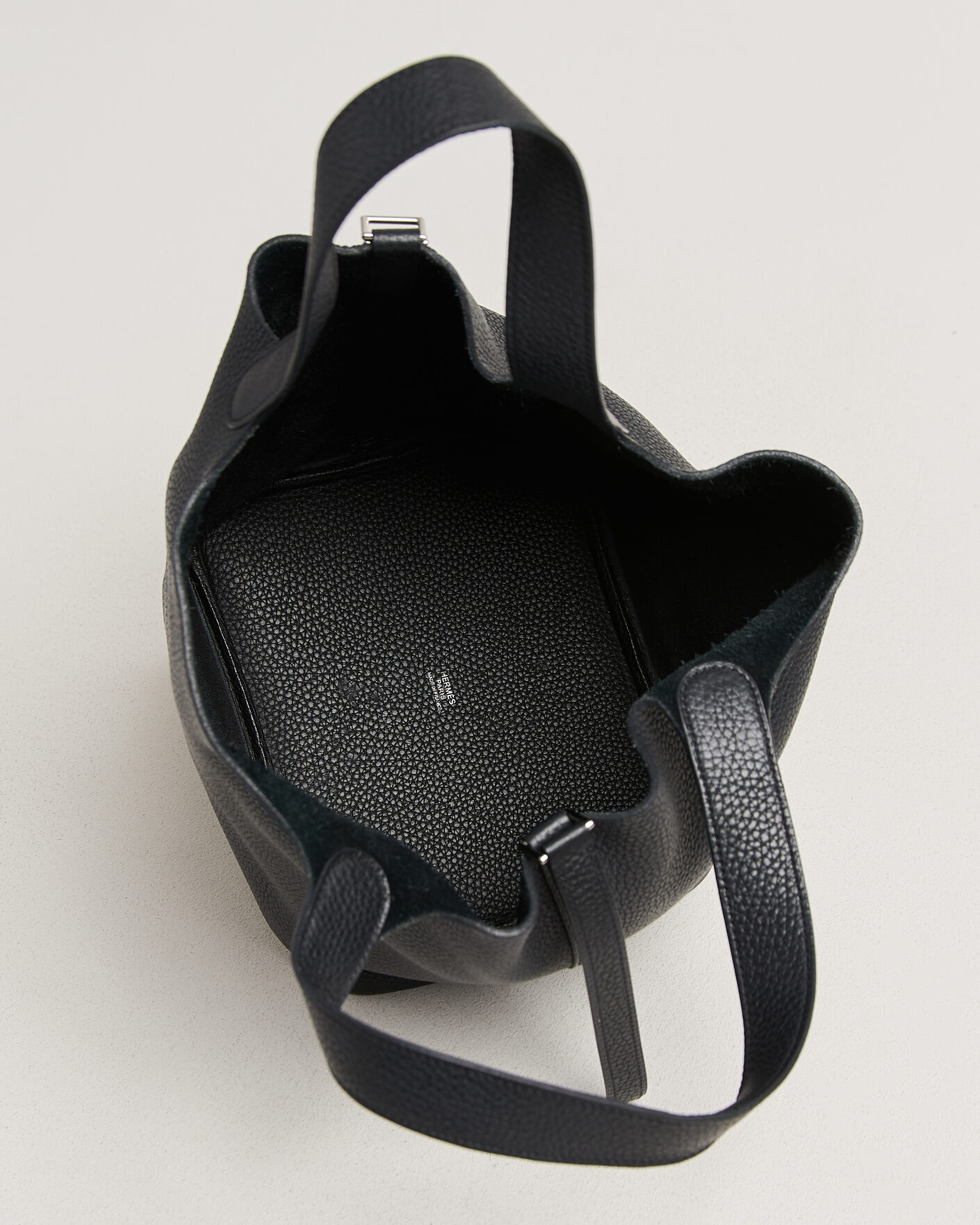 Hombres | Pre-Owned & Vintage Bags | Hermès Pre-Owned | Picotin Lock 22 Taurillon Clemence Leather Black