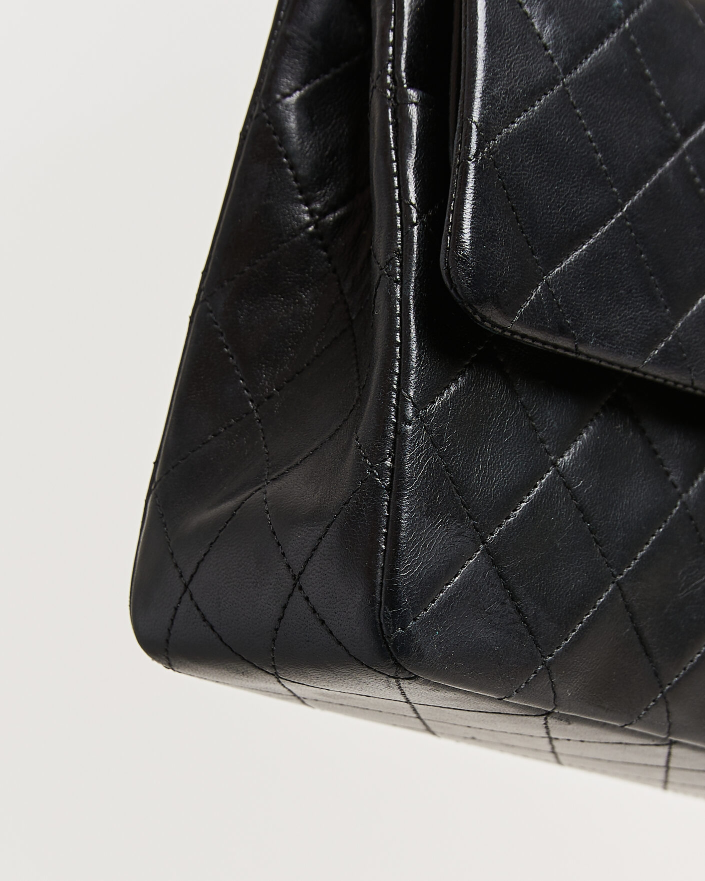 Hombres | Pre-Owned & Vintage Bags | Chanel Pre-Owned | Classic Medium Double Flap Bag Lambskin Black