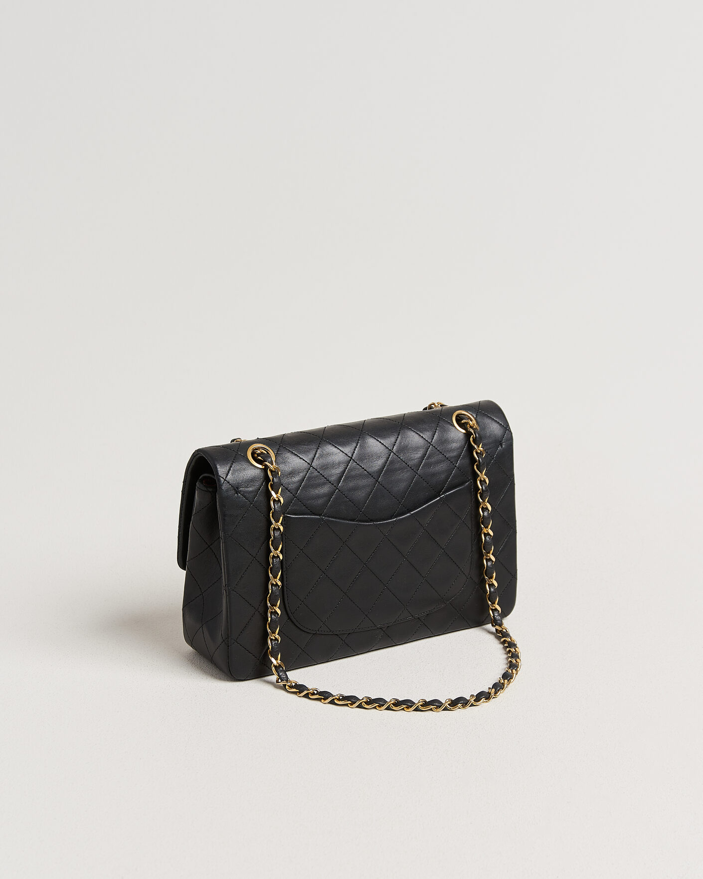 Hombres | Pre-Owned & Vintage Bags | Chanel Pre-Owned | Classic Medium Double Flap Bag Lambskin Black