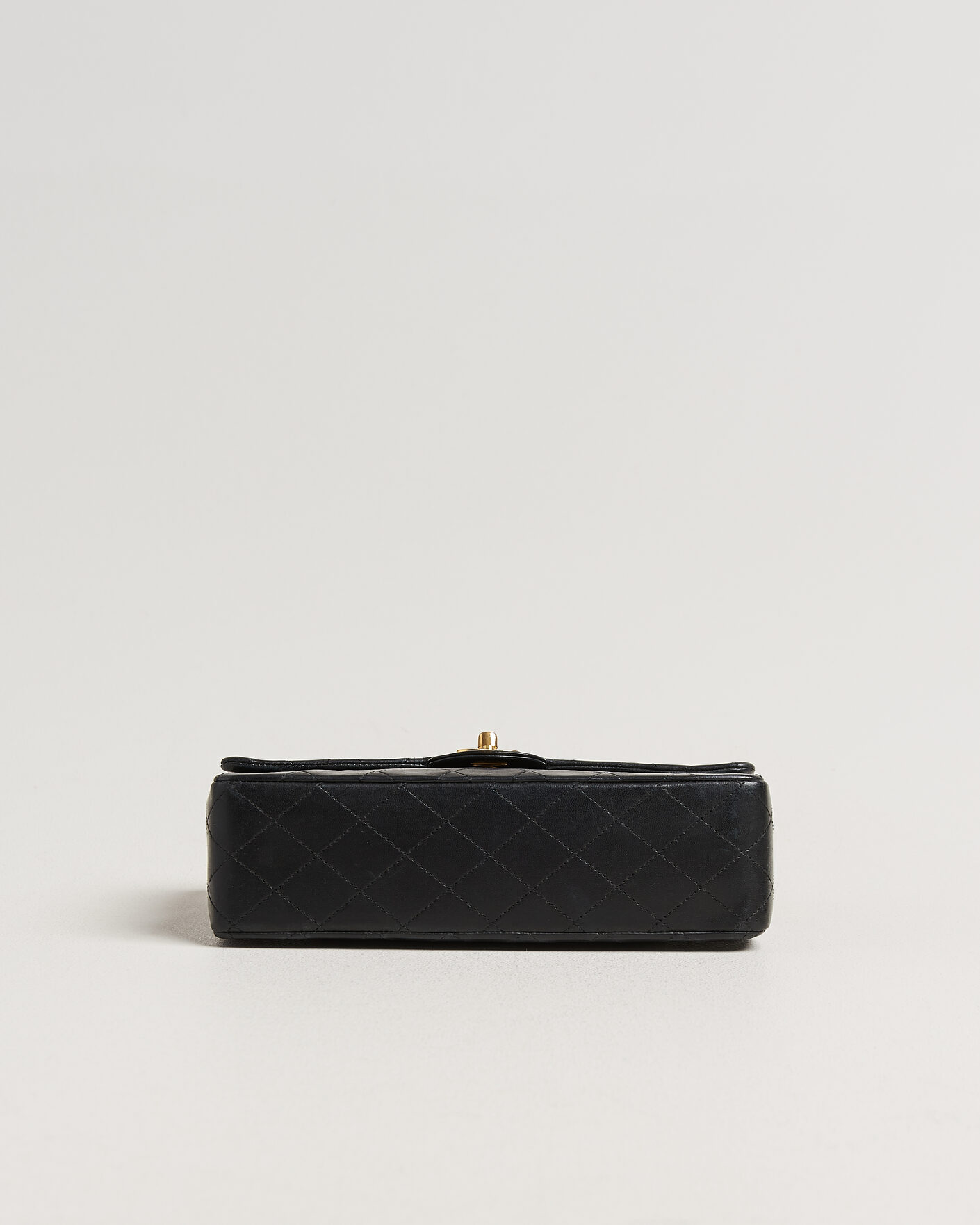 Hombres | Pre-Owned & Vintage Bags | Chanel Pre-Owned | Classic Medium Double Flap Bag Lambskin Black