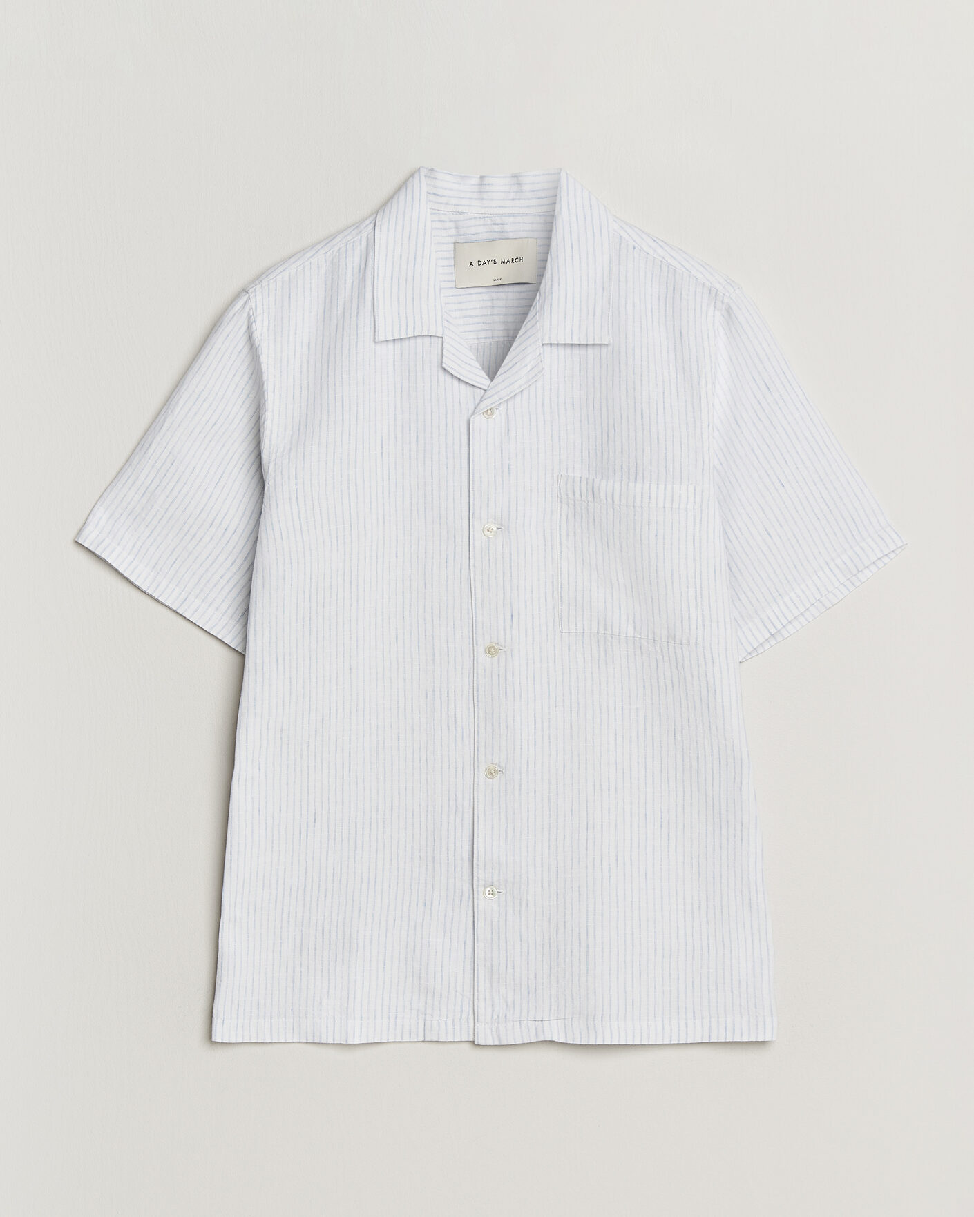 Hombres | Camisas | A Day's March | Yamu Striped Linen Short Sleeve Shirt White