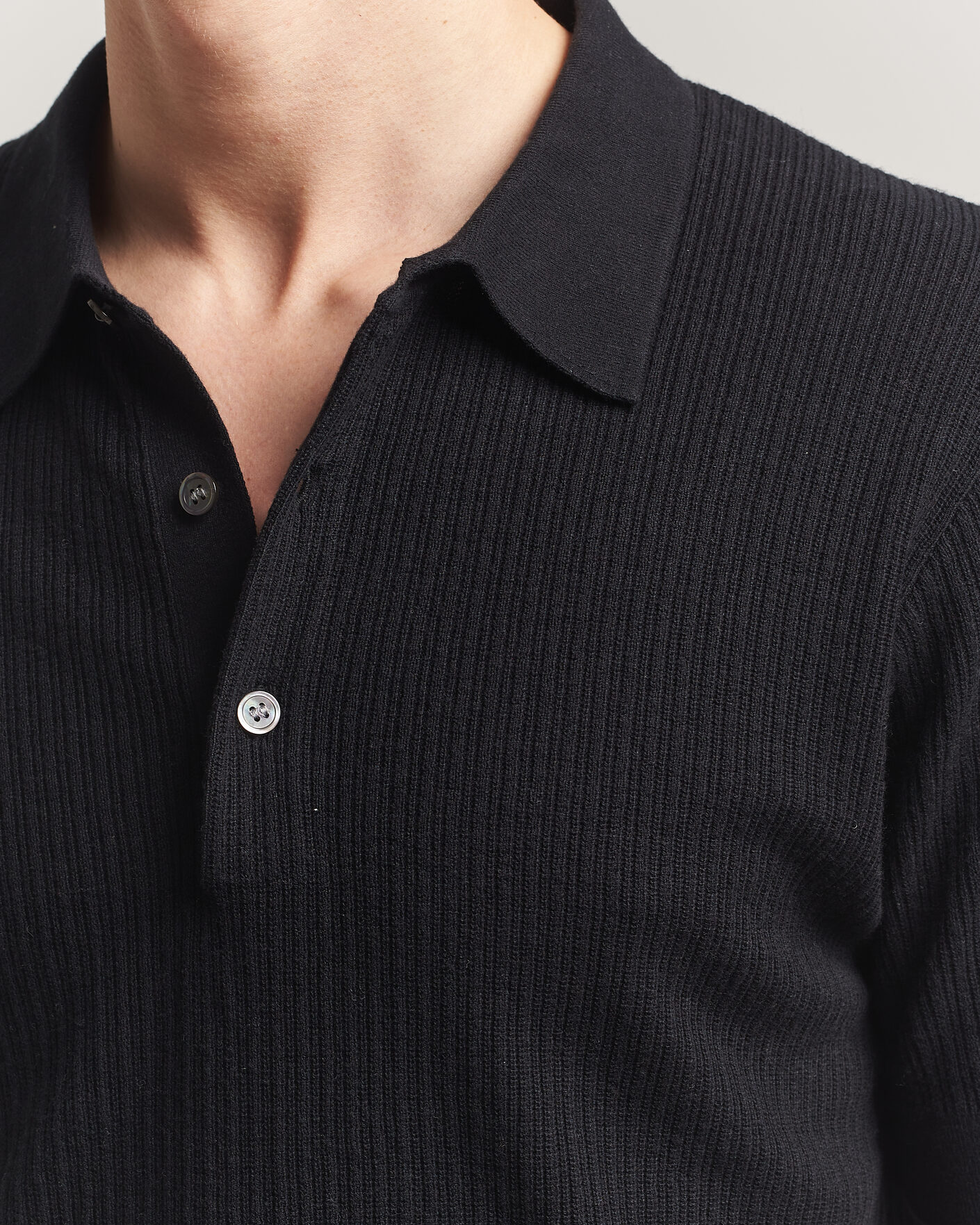 Hombres | Polos | A Day's March | Aspen Structured Knitted Polo Black