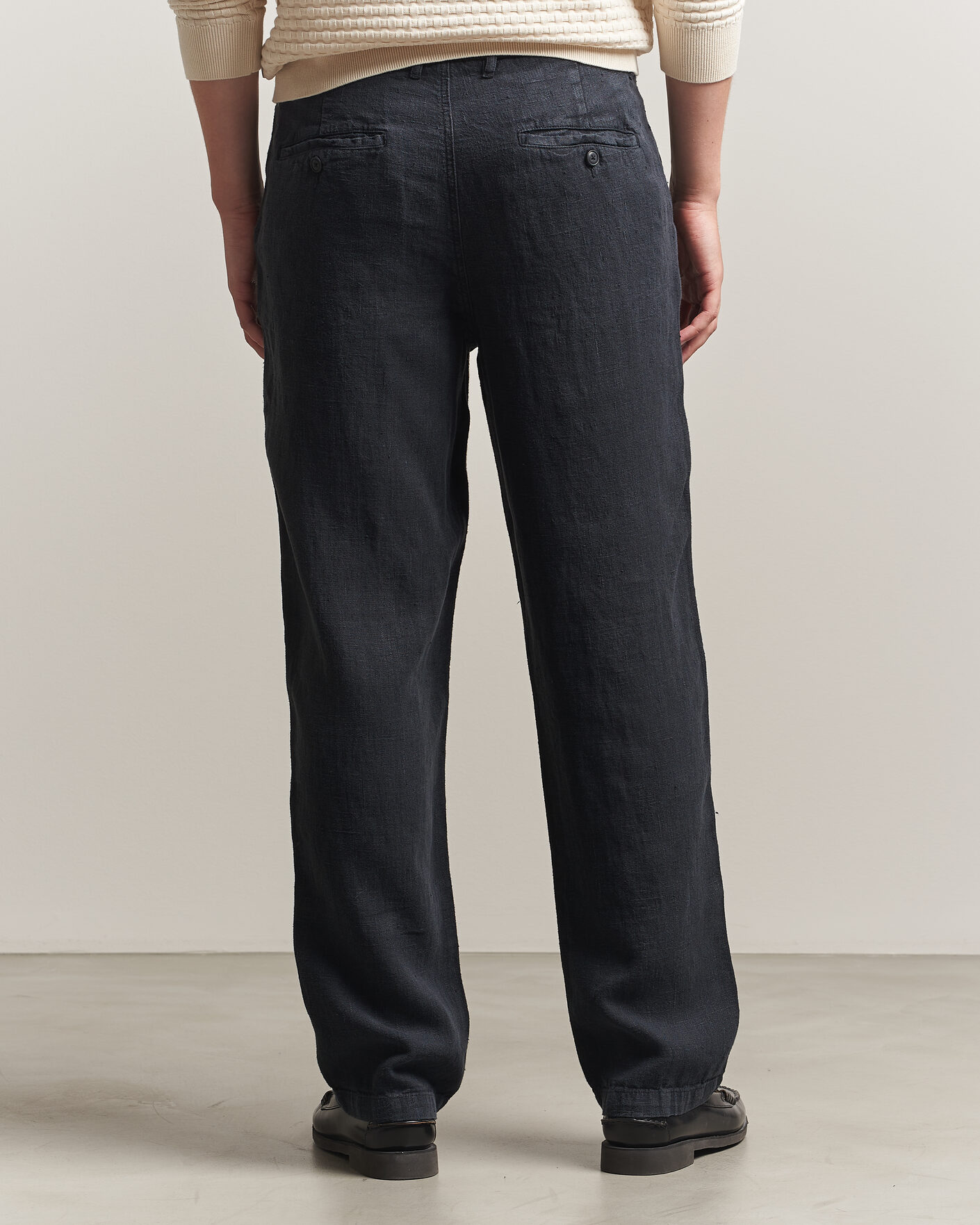 Hombres | Pantalones | A Day's March | Redwood Linen Trousers Black