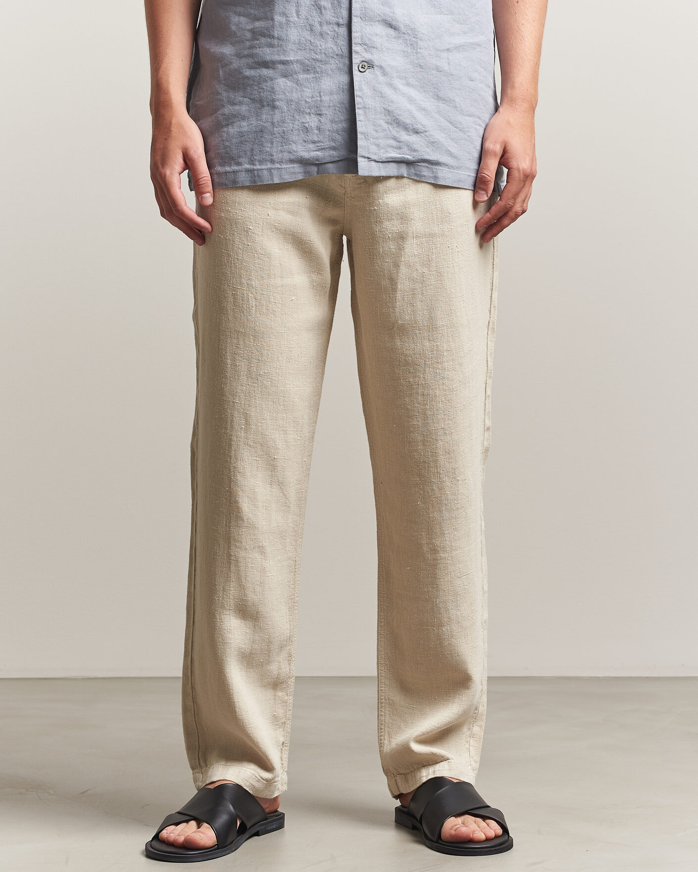 Hombres | Pantalones | A Day's March | Redwood Linen Trousers Oyster