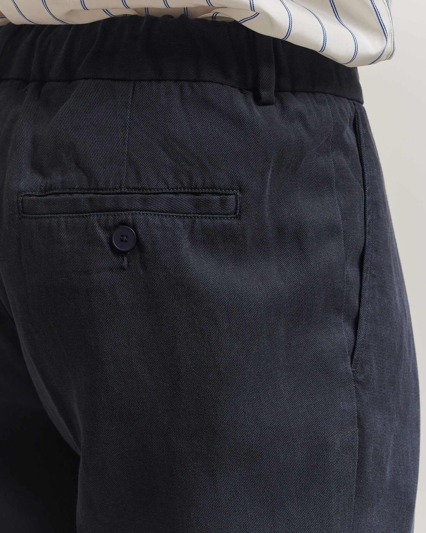Hombres | Pantalones | A Day's March | Smart Lyocell Trousers Navy