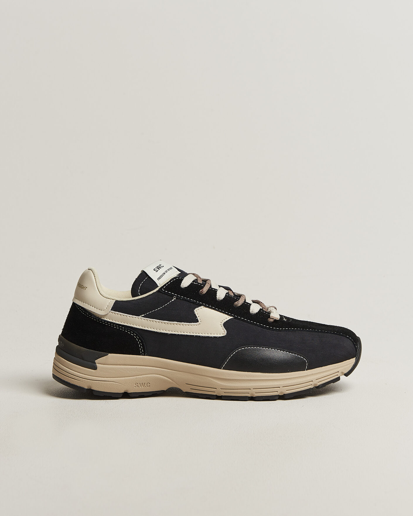 Hombres | Zapatillas | Stepney Workers Club | Legion S-Strike Suede Sneaker Black