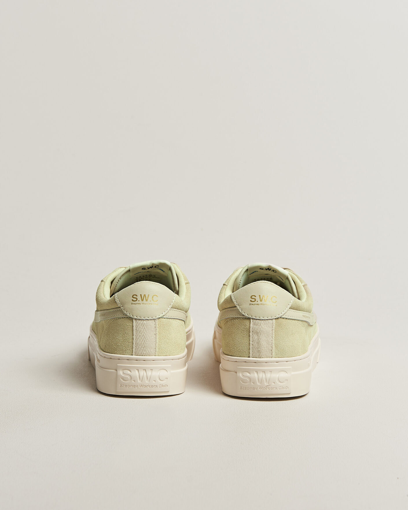 Hombres | Zapatillas | Stepney Workers Club | Dellow S-Strike Cupsole Suede Sneaker Oat