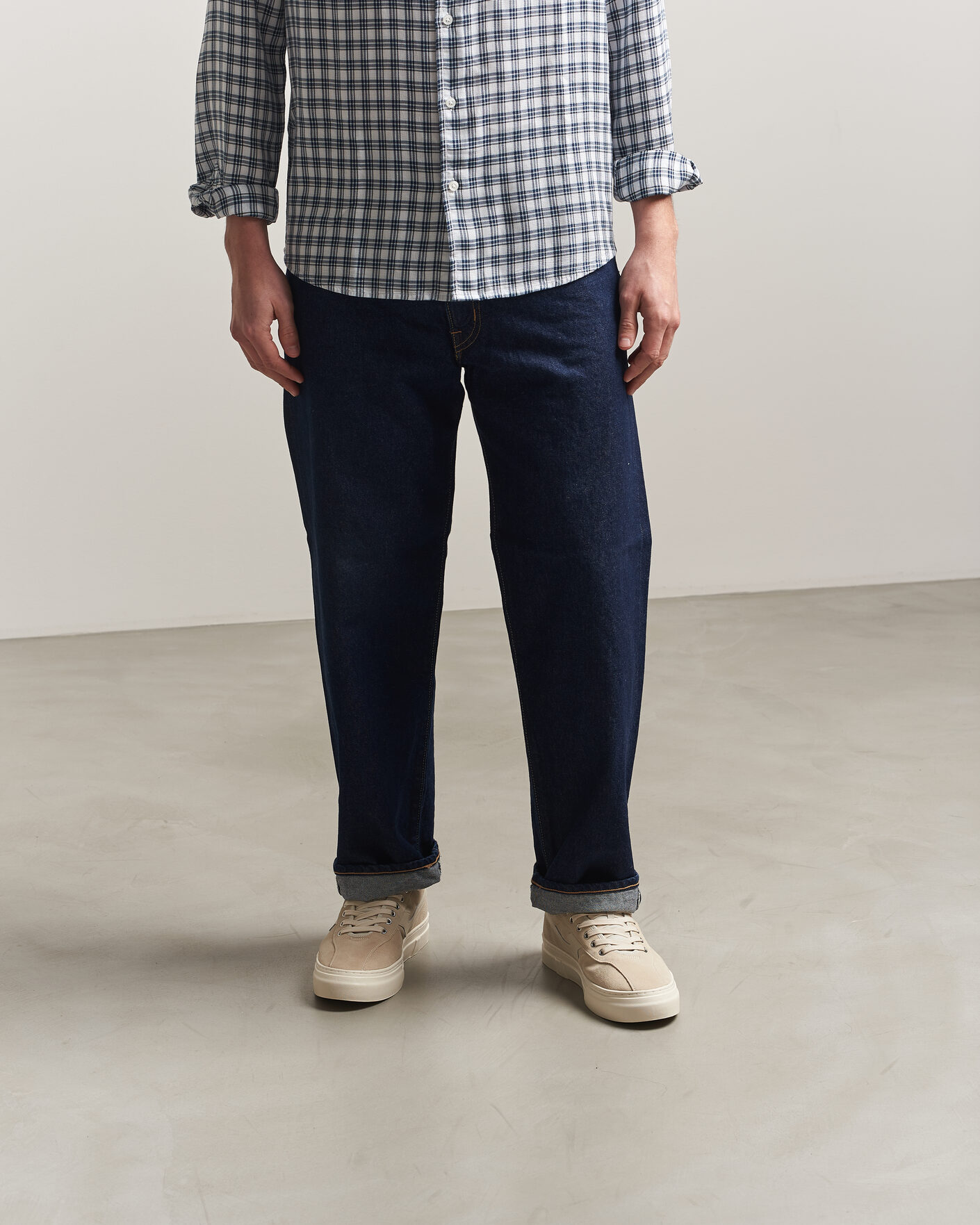 Hombres | Zapatillas | Stepney Workers Club | Dellow S-Strike Cupsole Suede Sneaker Oat