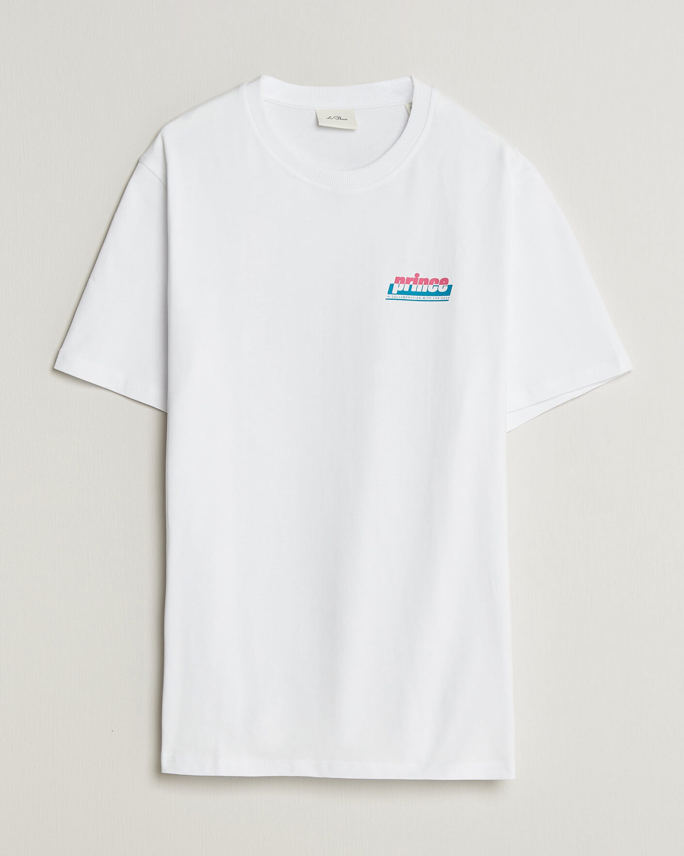 Hombres | Camisetas | LES DEUX | Prince P T-Shirt White