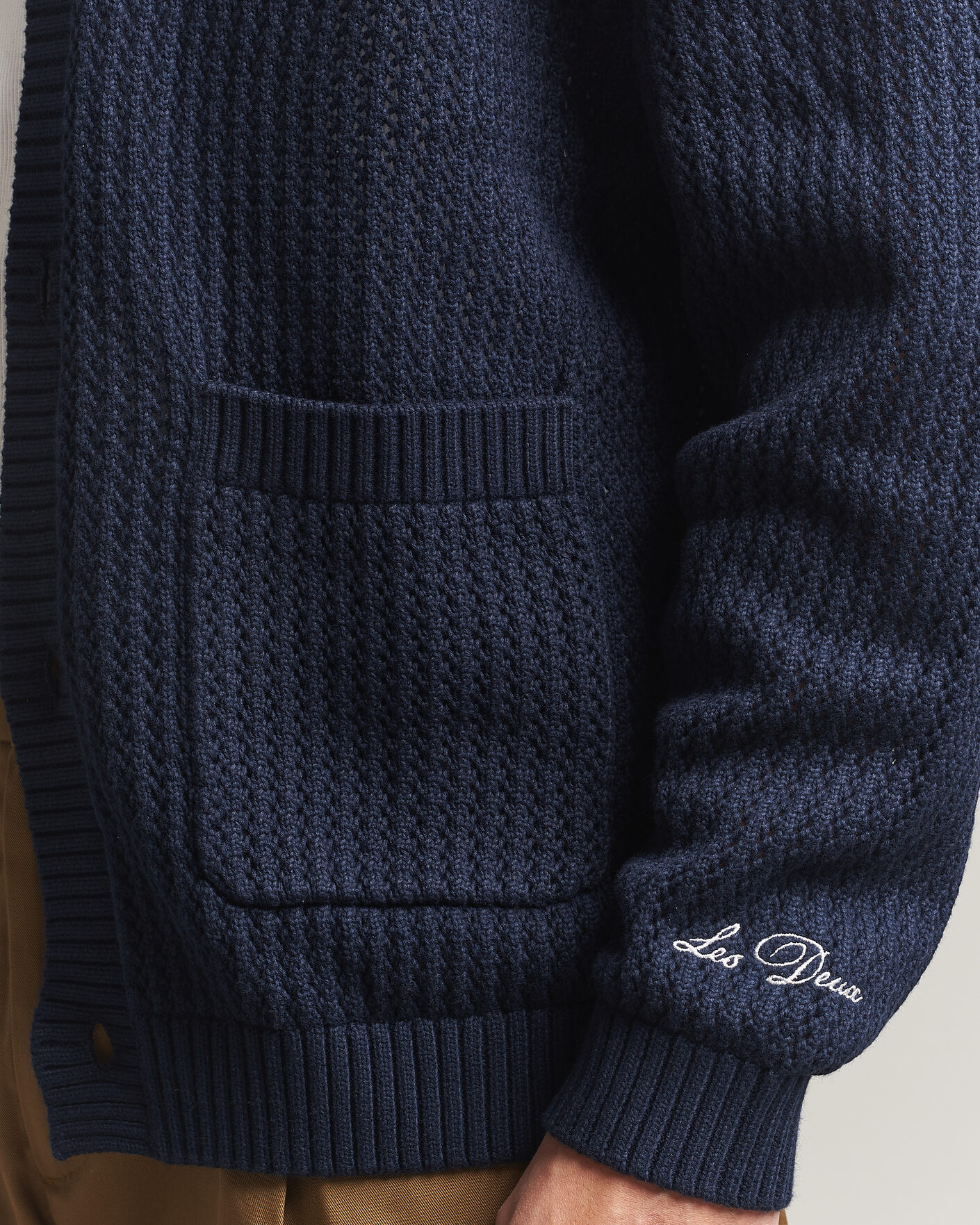 Hombres | Jerséis y prendas de punto | LES DEUX | Prince Lace Knitted Cardigan Dark Navy
