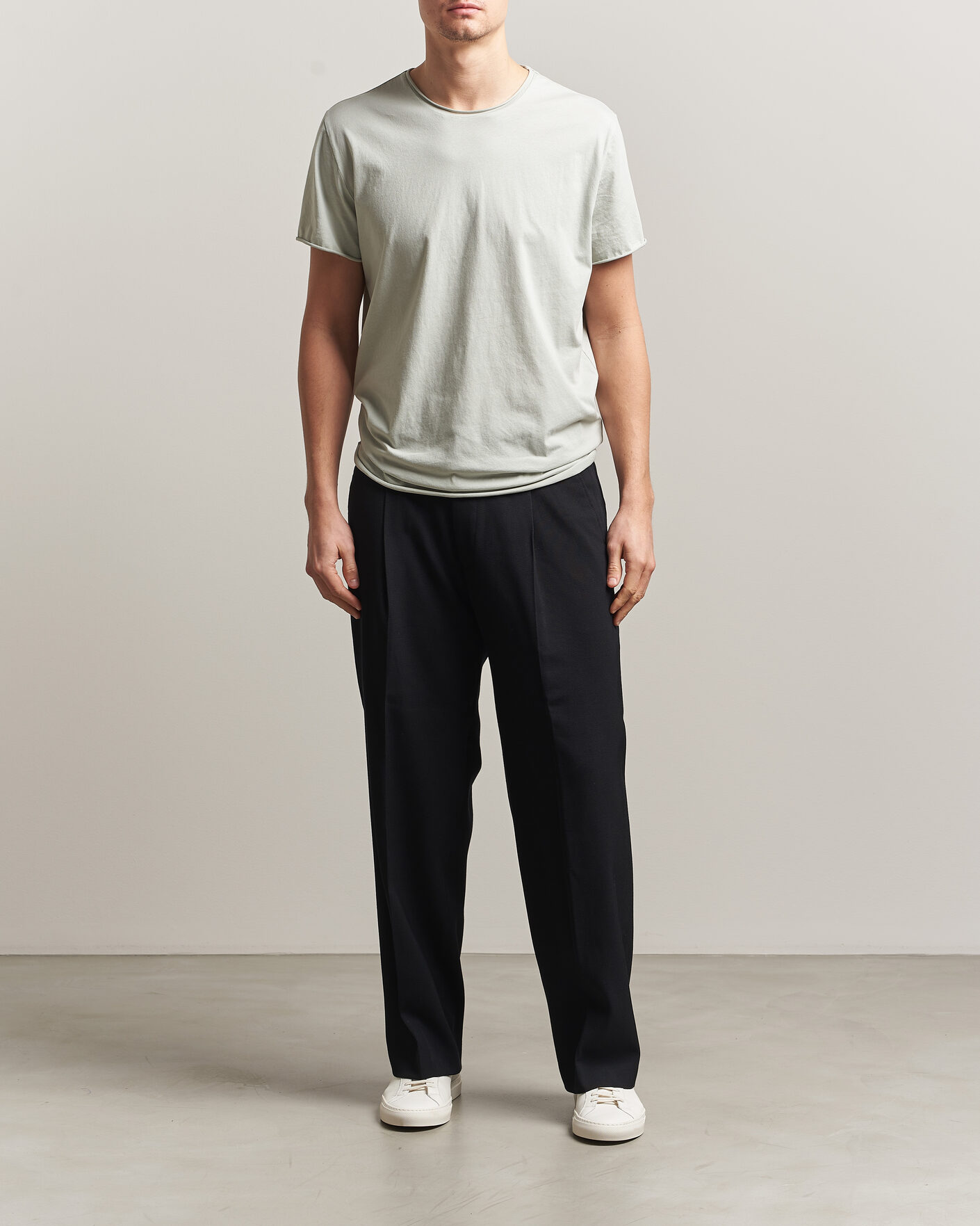 Hombres | Camisetas | Filippa K | Roll Neck Crew Neck T-Shirt Silver Grey