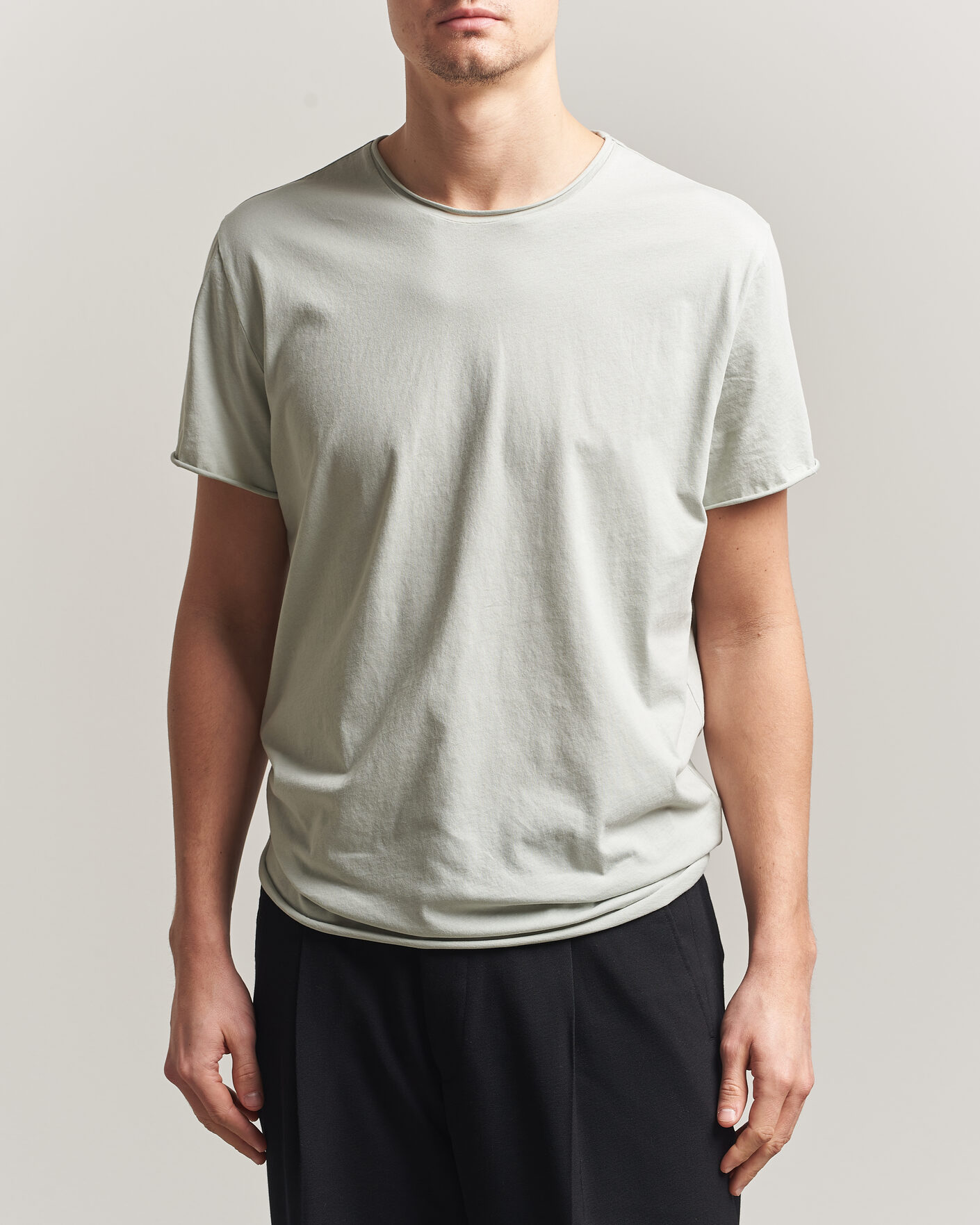Hombres | Camisetas | Filippa K | Roll Neck Crew Neck T-Shirt Silver Grey