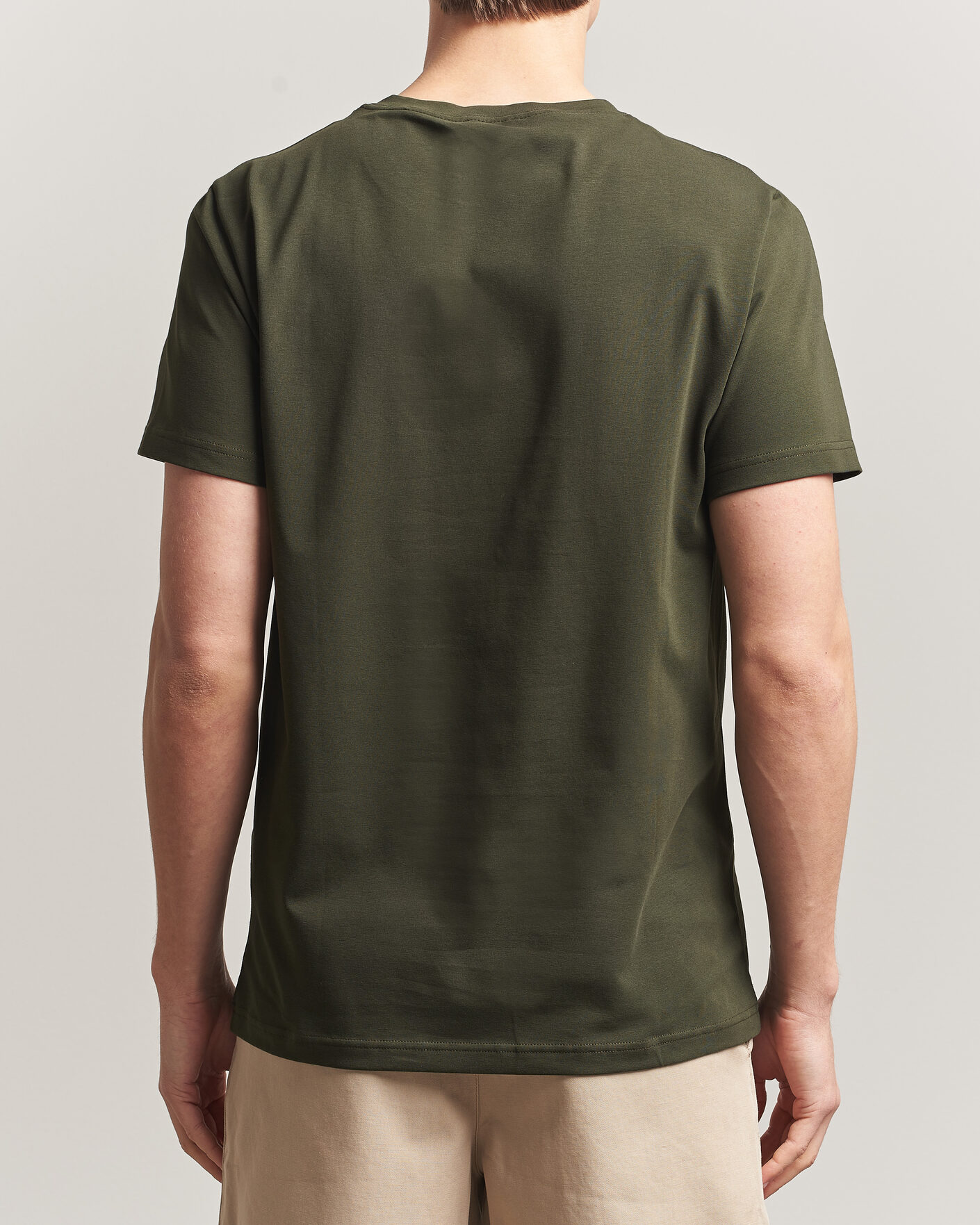 Hombres | Camisetas | Filippa K | Soft Lycra T-Shirt Midnight Olive