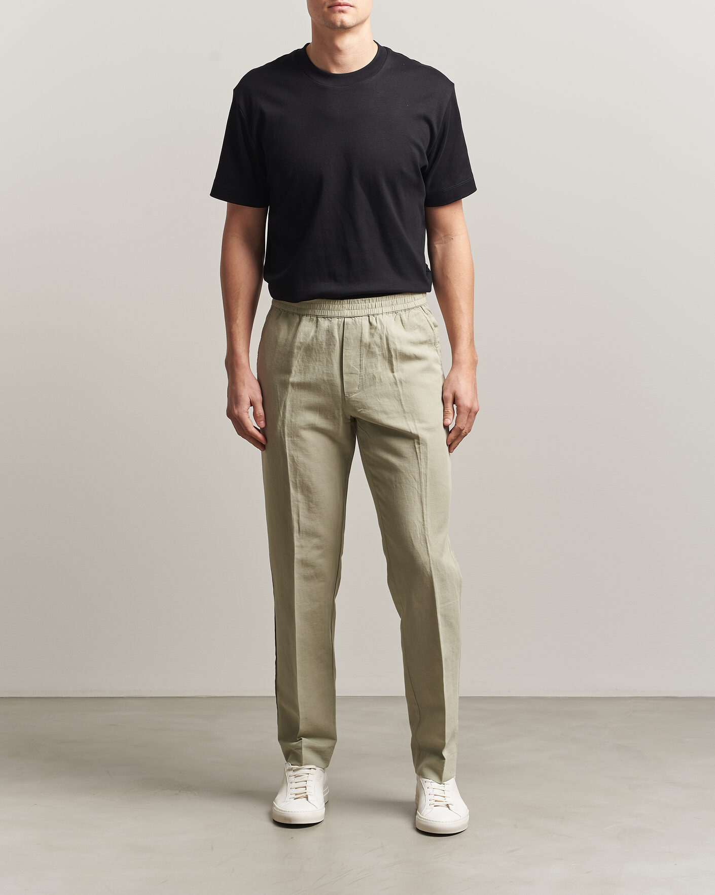 Hombres | Pantalones | Filippa K | Theo Relaxed Linen/Cotton Drawstring Trousers Light Green