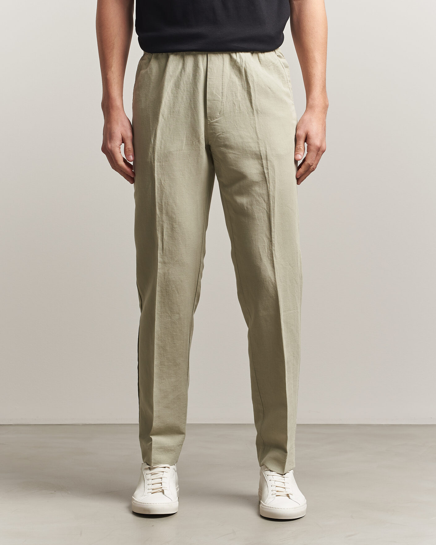 Hombres | Pantalones | Filippa K | Theo Relaxed Linen/Cotton Drawstring Trousers Light Green