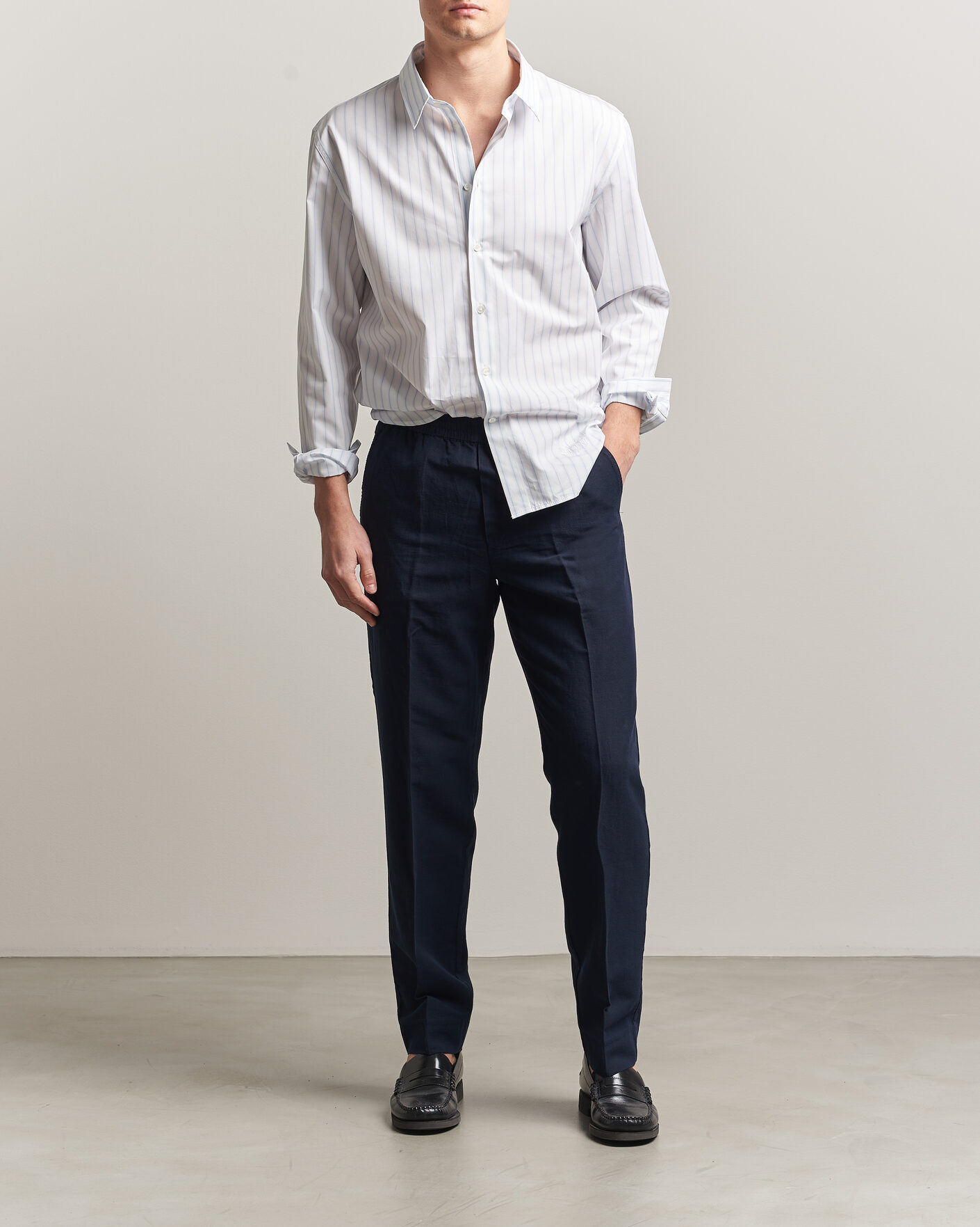Hombres | Pantalones | Filippa K | Theo Relaxed Linen/Cotton Drawstring Trousers Navy