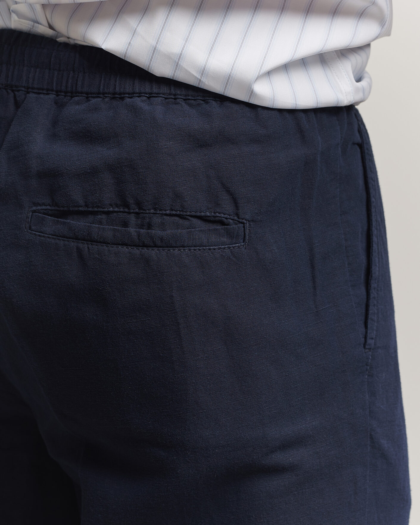 Hombres | Pantalones | Filippa K | Theo Relaxed Linen/Cotton Drawstring Trousers Navy