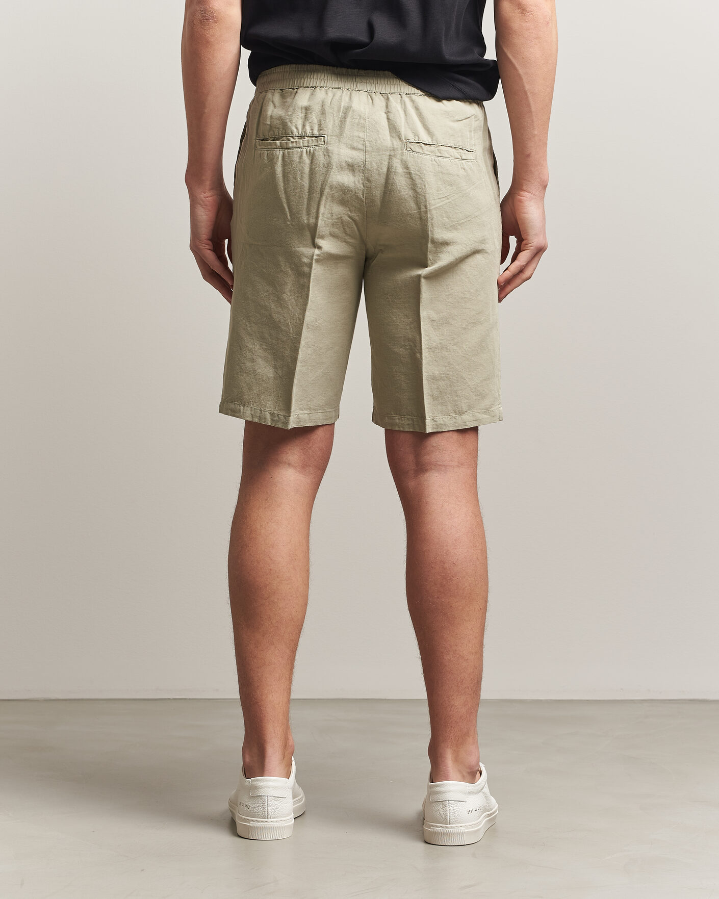 Hombres | Pantalones cortos | Filippa K | Theo Relaxed Linen/Cotton Drawstring Shorts Light Green