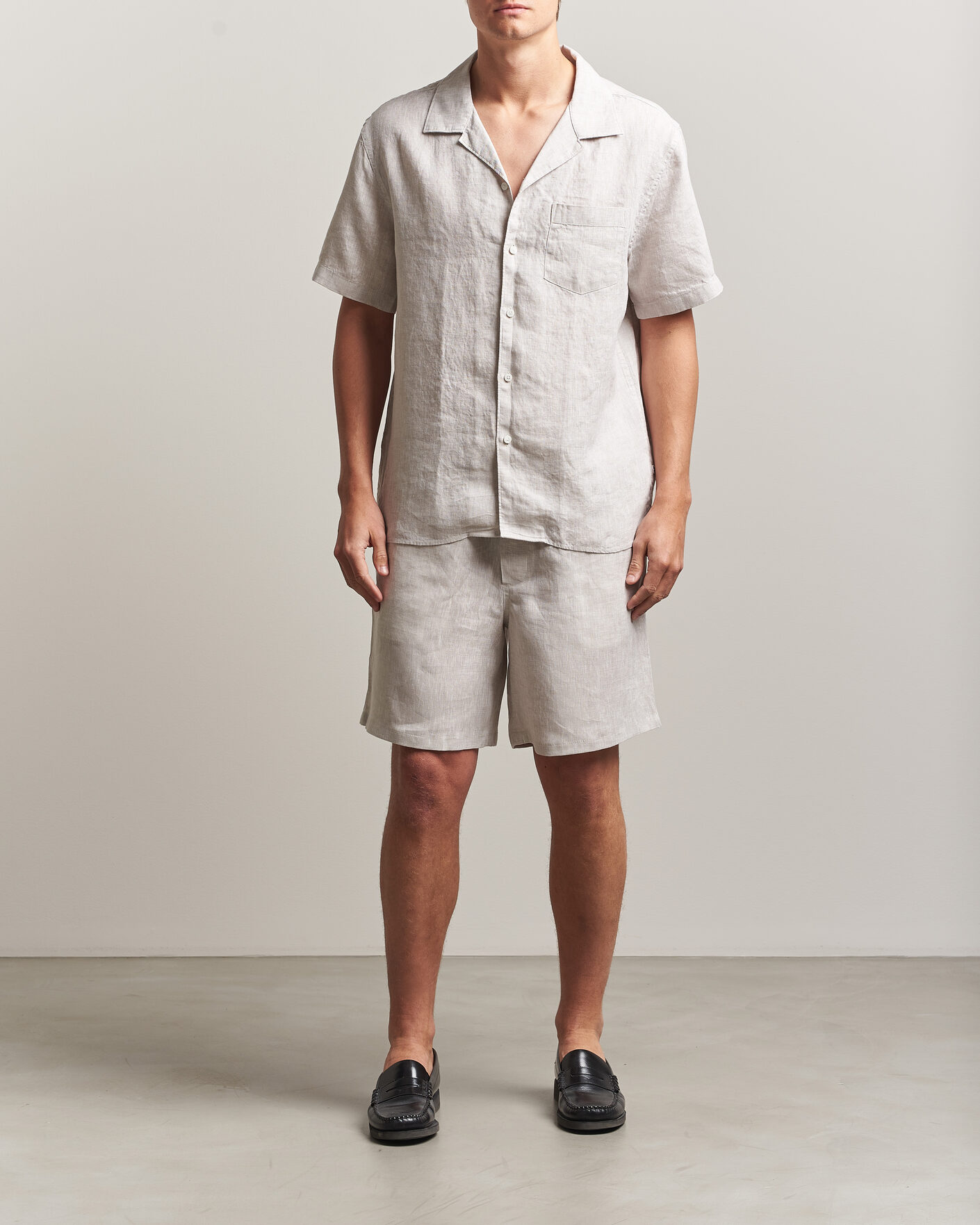 Hombres | Camisas | J.Lindeberg | Elio Linen Short Sleeve Shirt Moonbeam