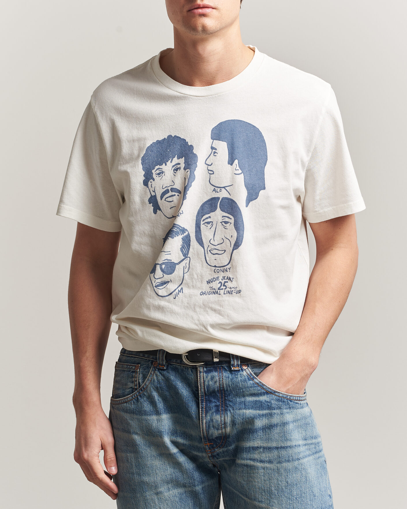 Hombres | Camisetas | Nudie Jeans | Roy Fab Four T-Shirt Chalk White