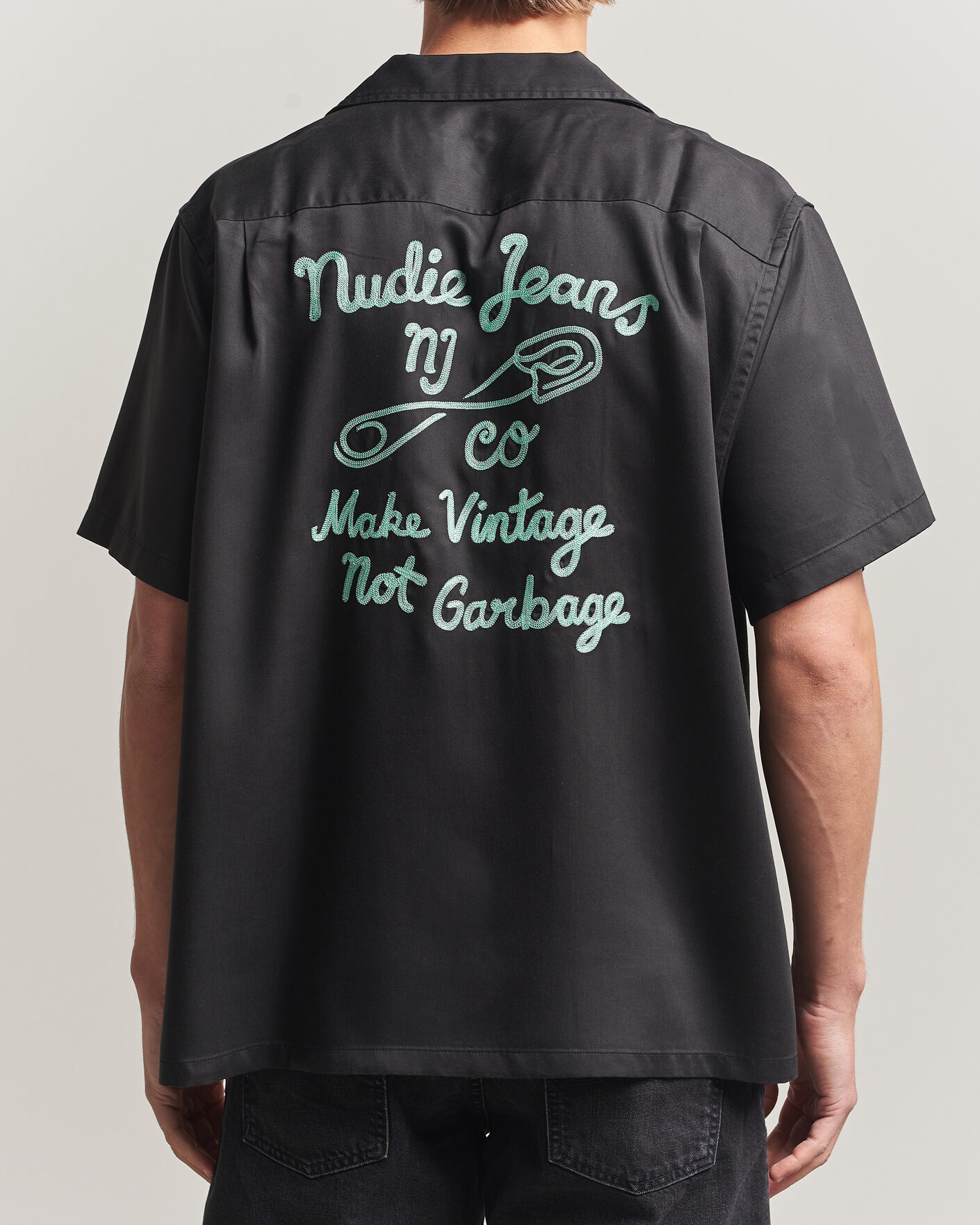Hombres | Camisas | Nudie Jeans | Arthur Bowling Shirt Saftey Pi Black