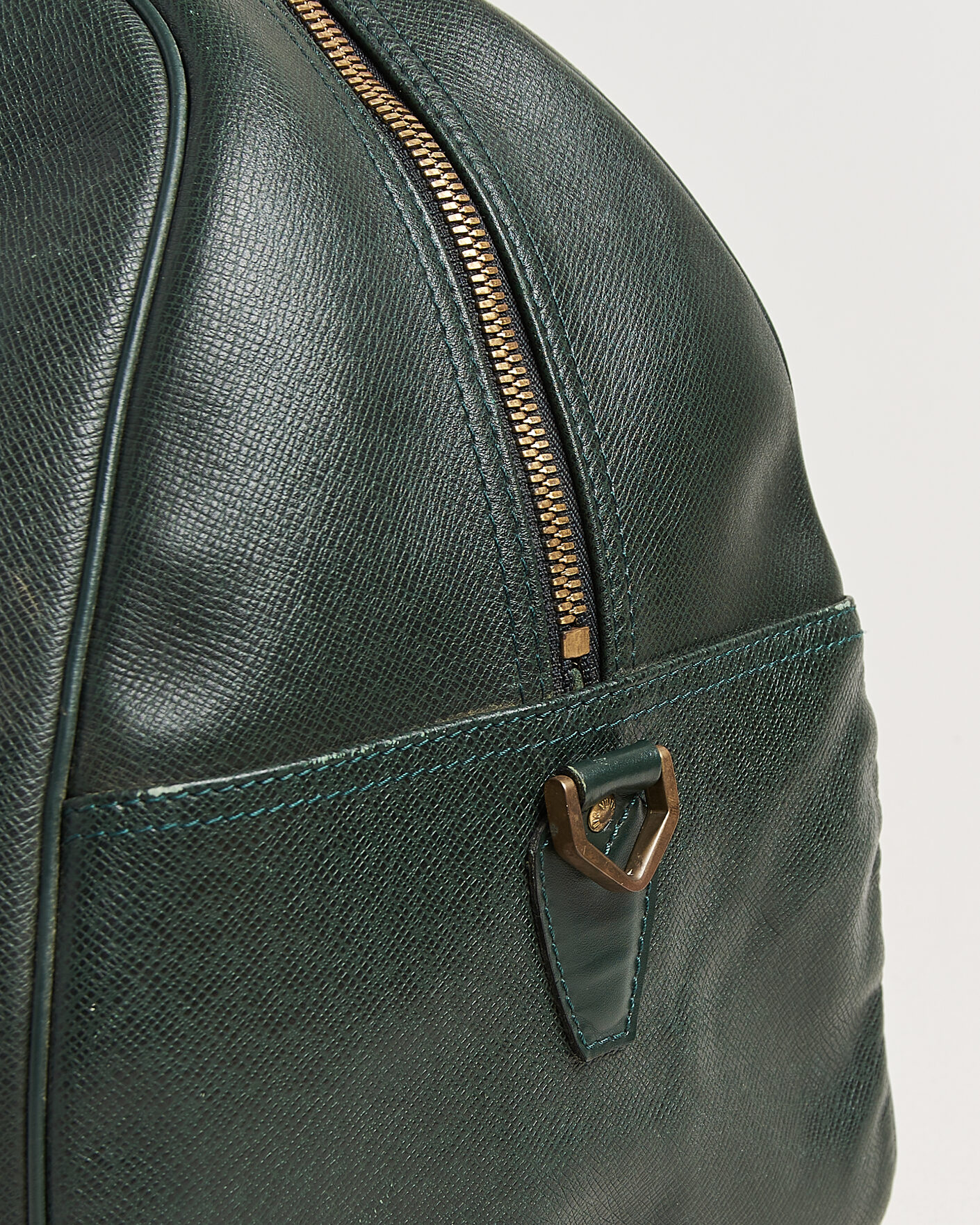 Hombres | Pre-Owned & Vintage Bags | Louis Vuitton Pre-Owned | Taiga Kendall Weekend Bag GM Green