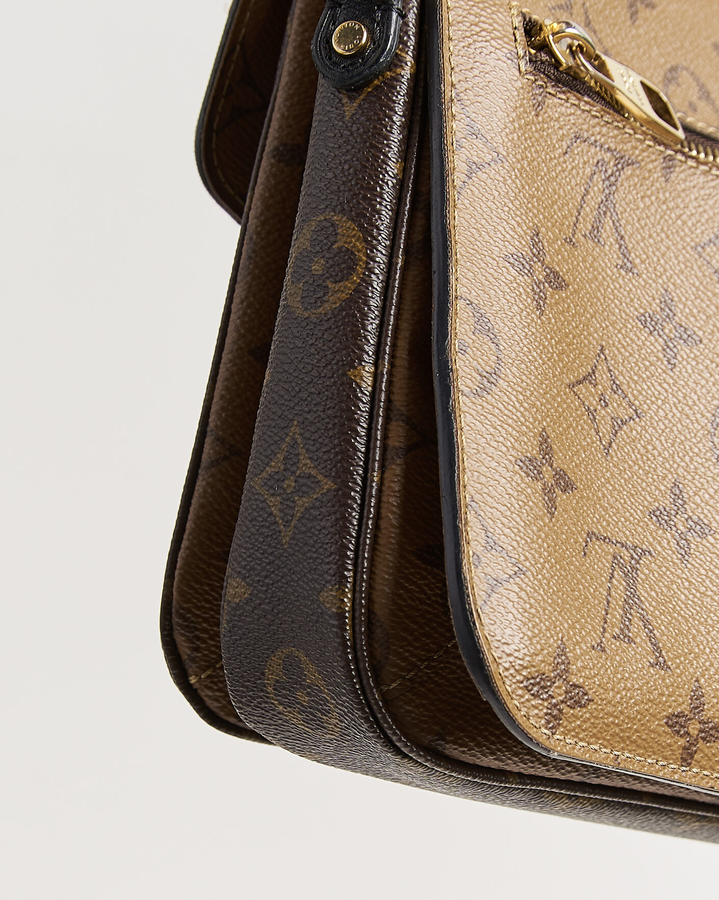 Hombres | Pre-Owned & Vintage Bags | Louis Vuitton Pre-Owned | Pochette Métis Reverse Monogram