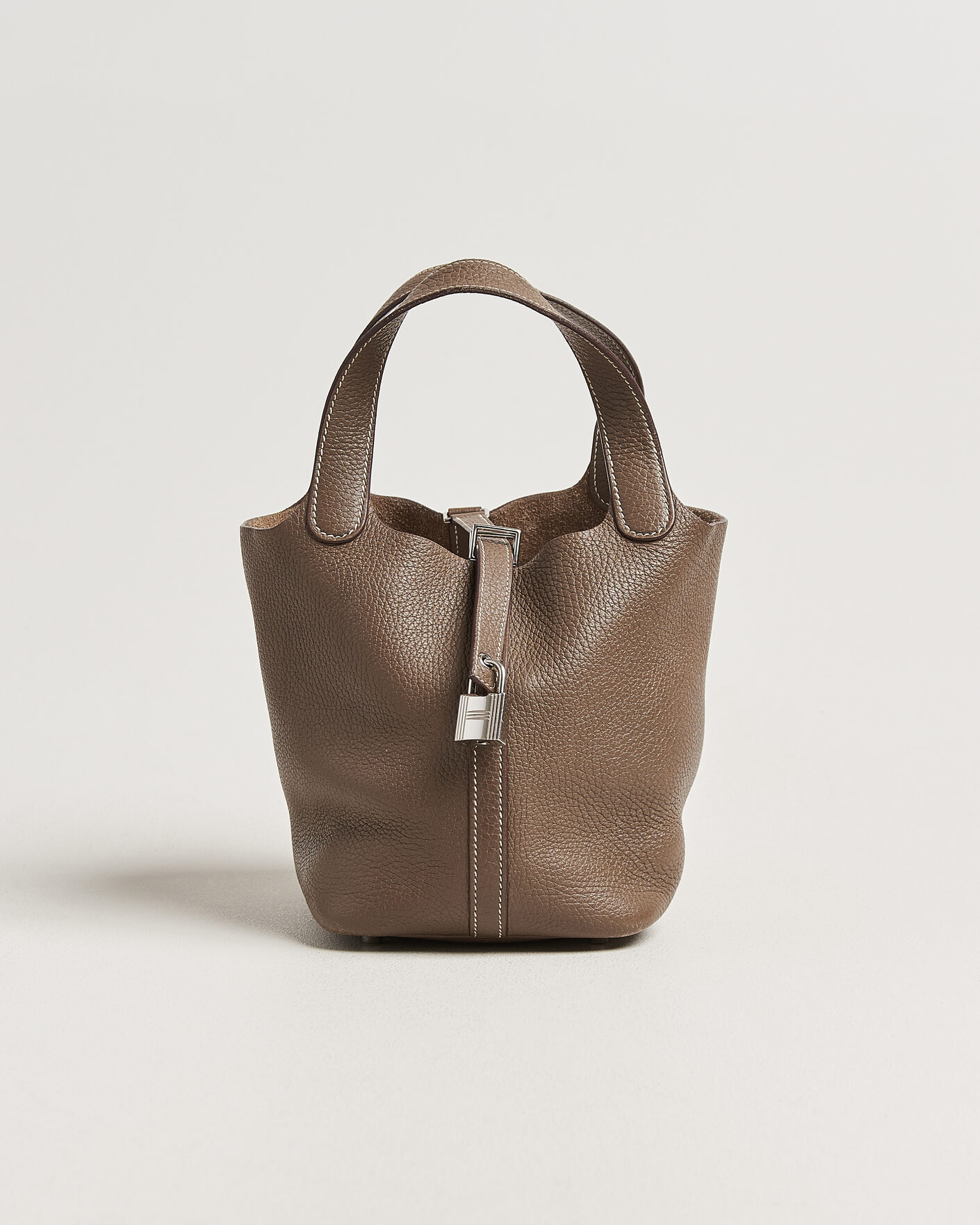 Hombres | Pre-Owned & Vintage Bags | Hermès Pre-Owned | Picotin Lock 18 Etoupe