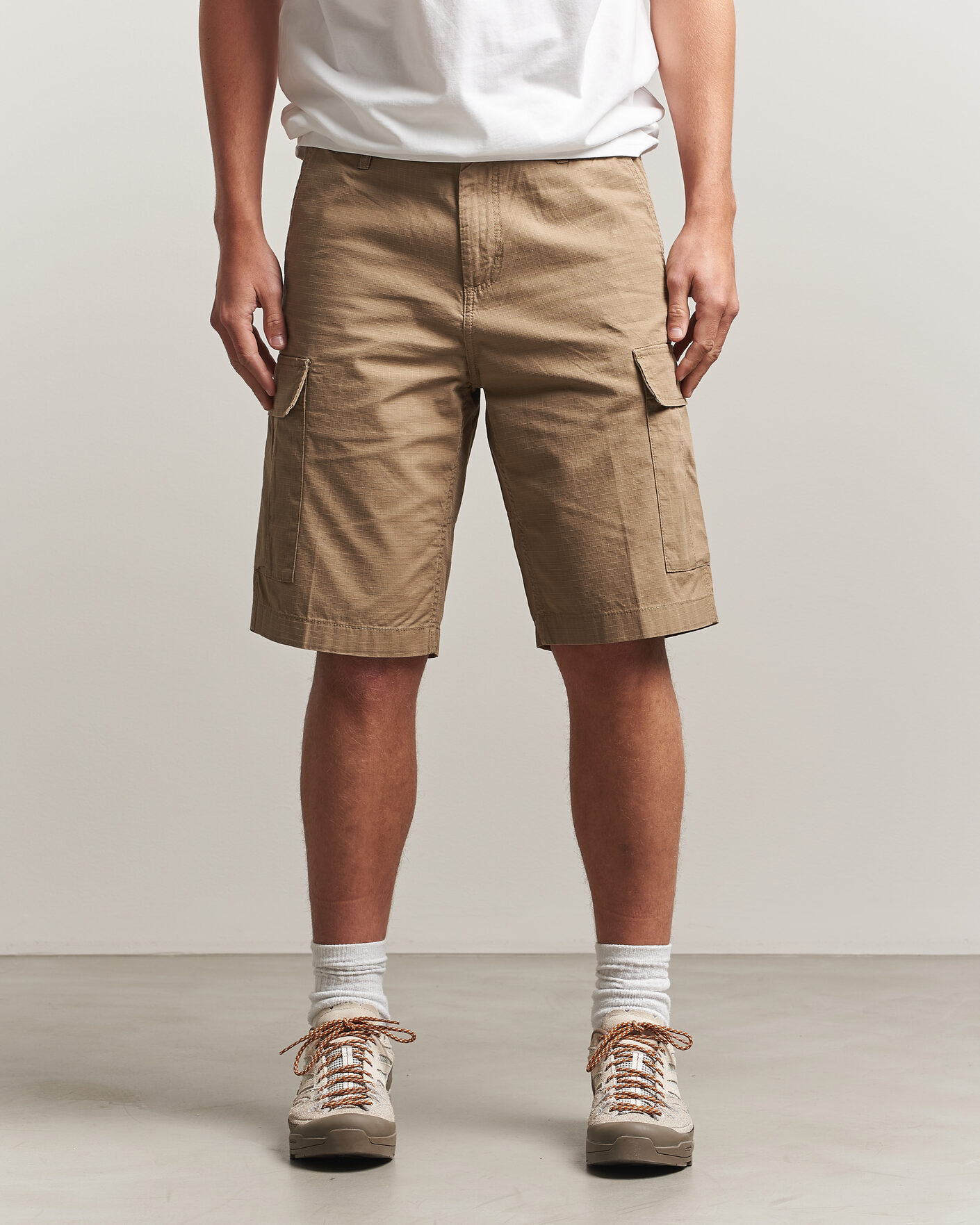 Hombres | Pantalones cortos | Carhartt WIP | Regular Cargo Ripstop Shorts Leather