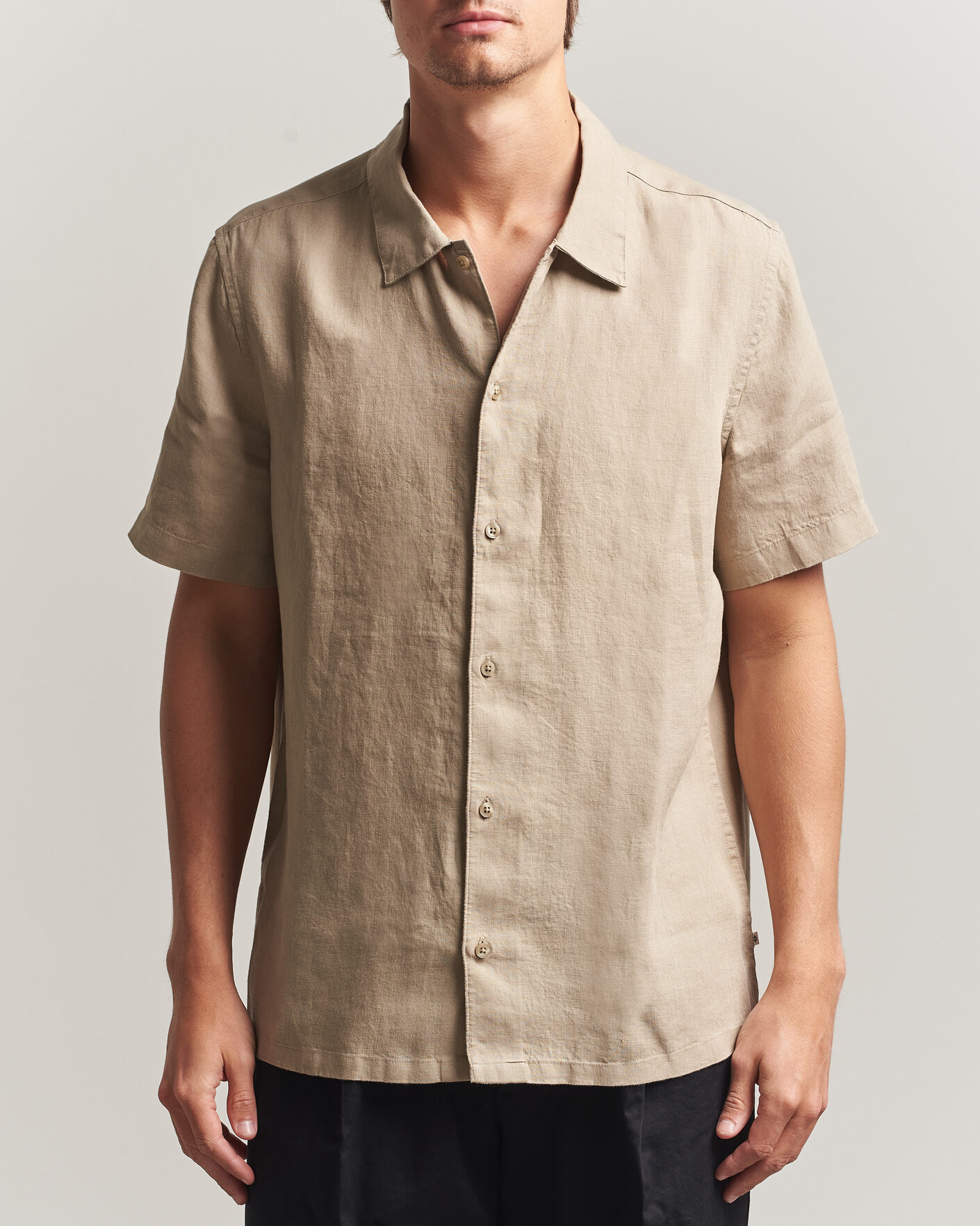 Hombres | Camisas | Samsøe Samsøe | Avan Linen Short Sleeve Shirt Aluminum