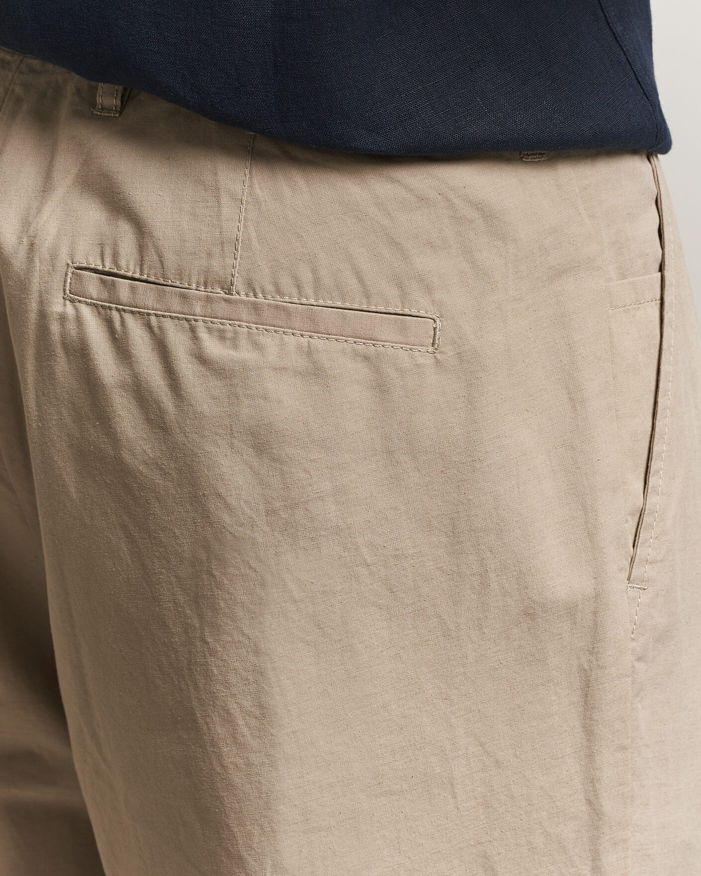 Hombres | Pantalones | Samsøe Samsøe | Valentin Cotton/Linen Pleated Trousers Aluminum