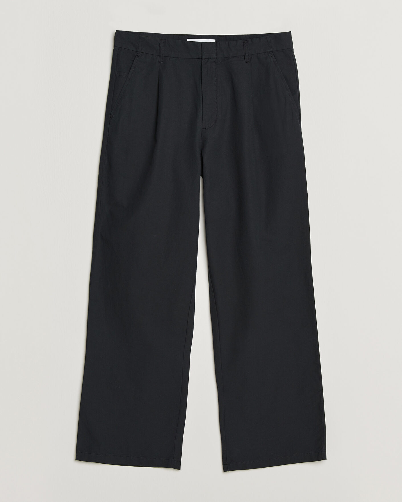 Hombres | Pantalones | Samsøe Samsøe | Valentin Cotton/Linen Pleated Trousers Black