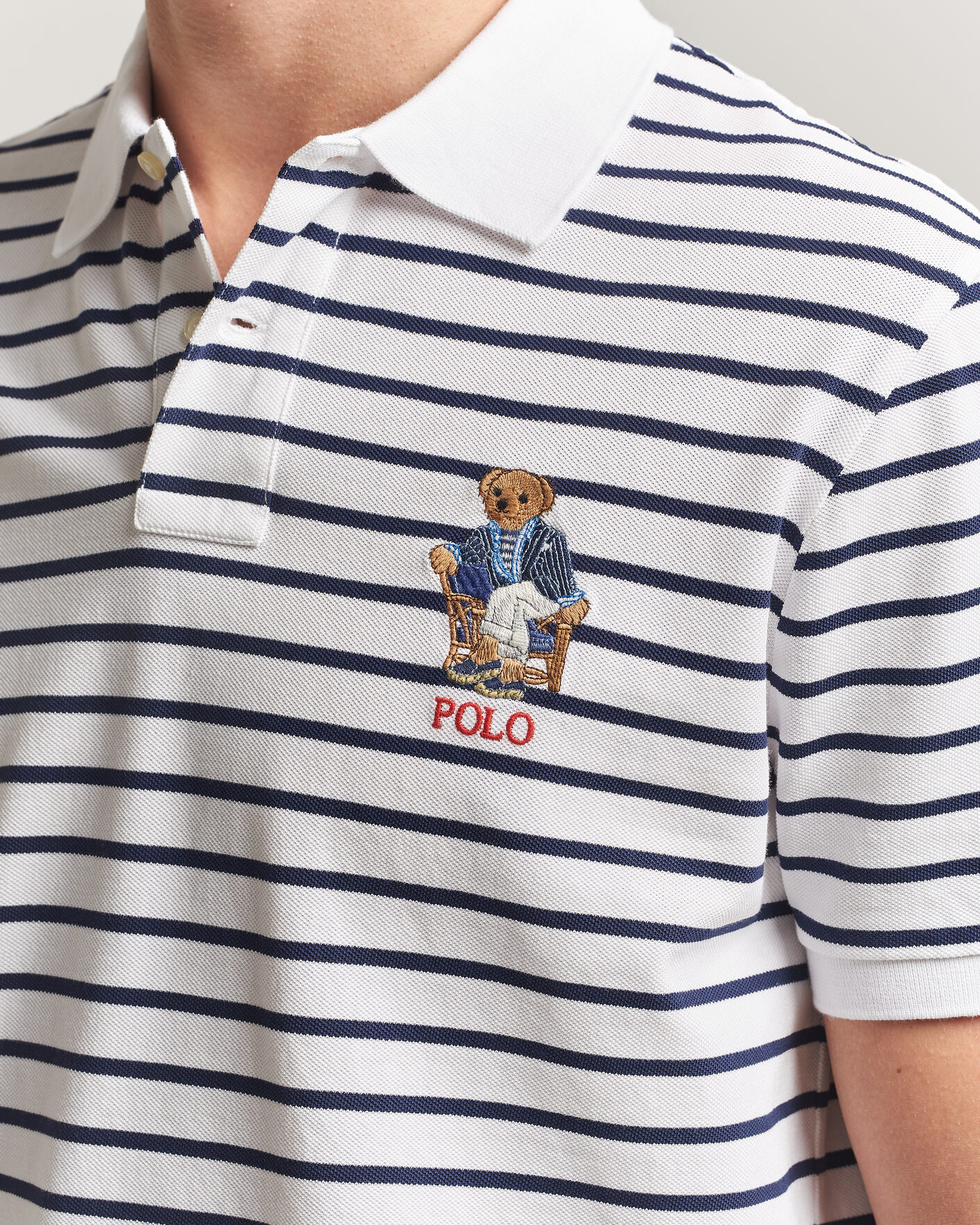 Hombres | Polos | Polo Ralph Lauren | Newport Bear Striped Custom Slim Polo White/Navy