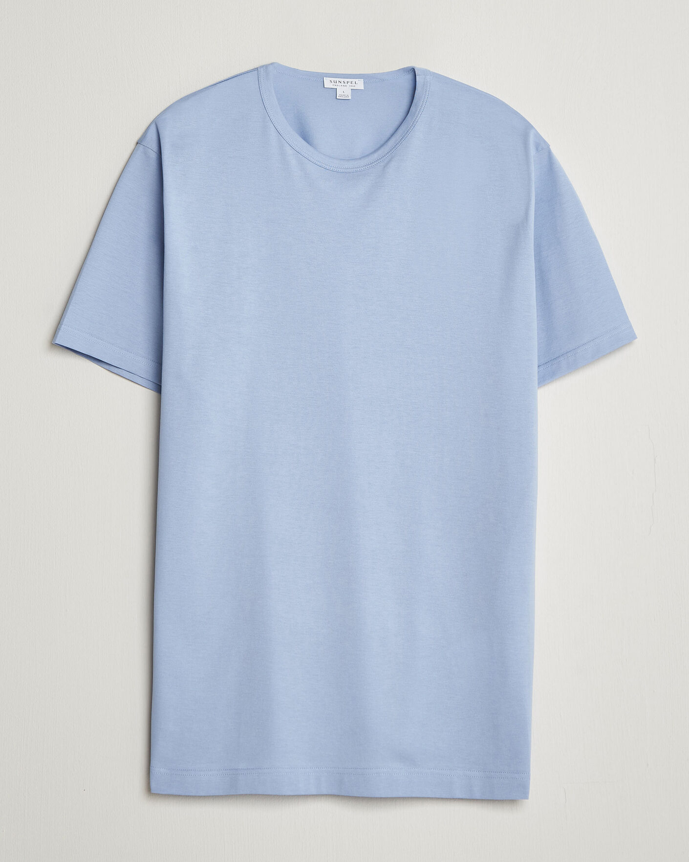 Hombres | Camisetas | Sunspel | Crew Neck Q82 Cotton T-Shirt Sky Blue
