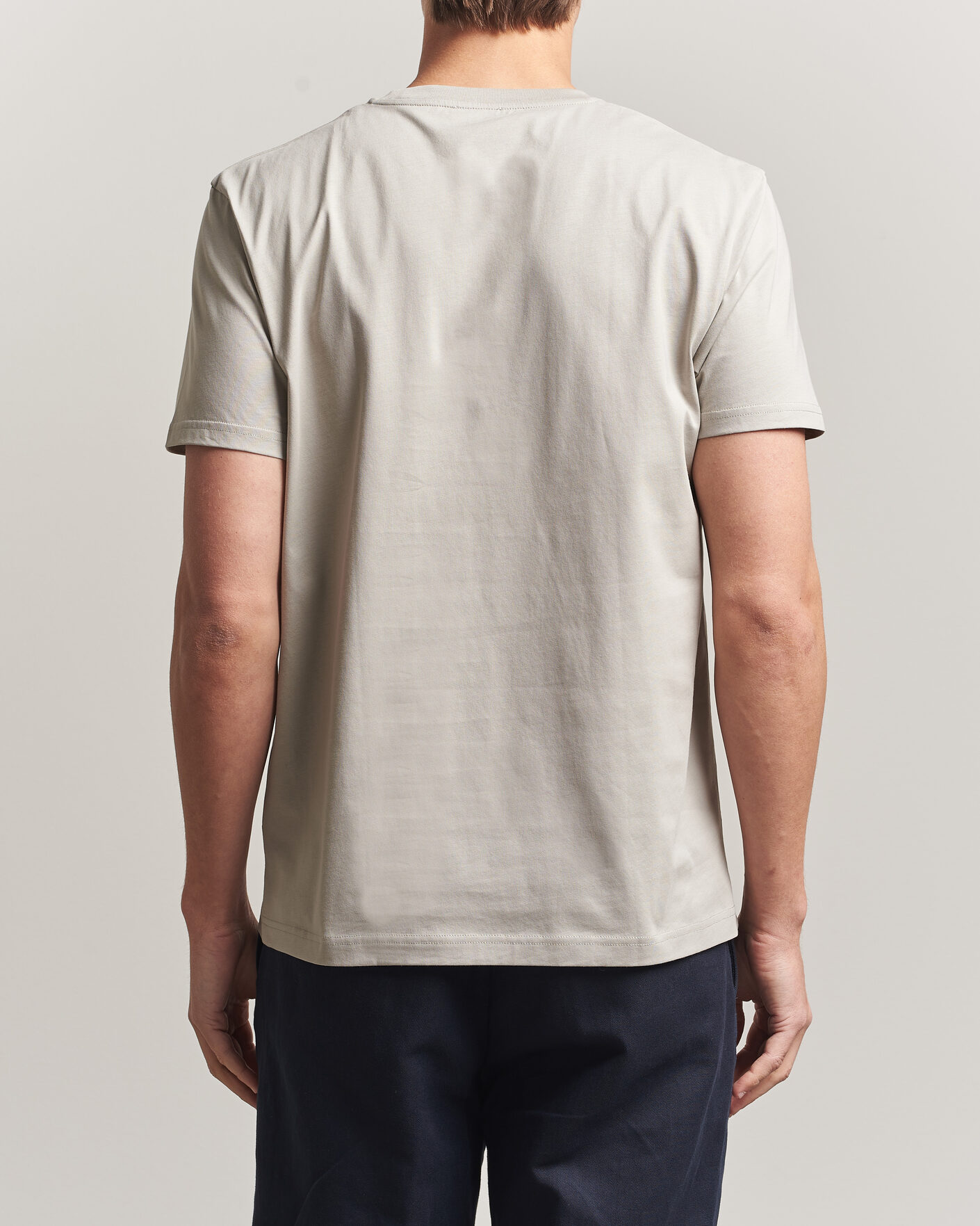 Hombres | Camisetas | Sunspel | Riviera Midweight T-Shirt Ash