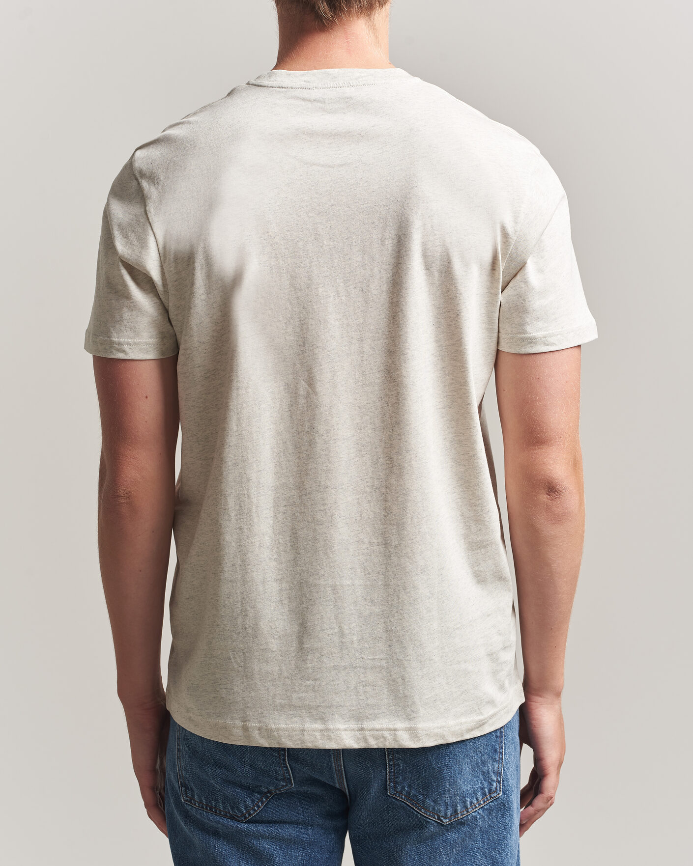 Hombres | Camisetas | Sunspel | Riviera Midweight T-Shirt Archive White