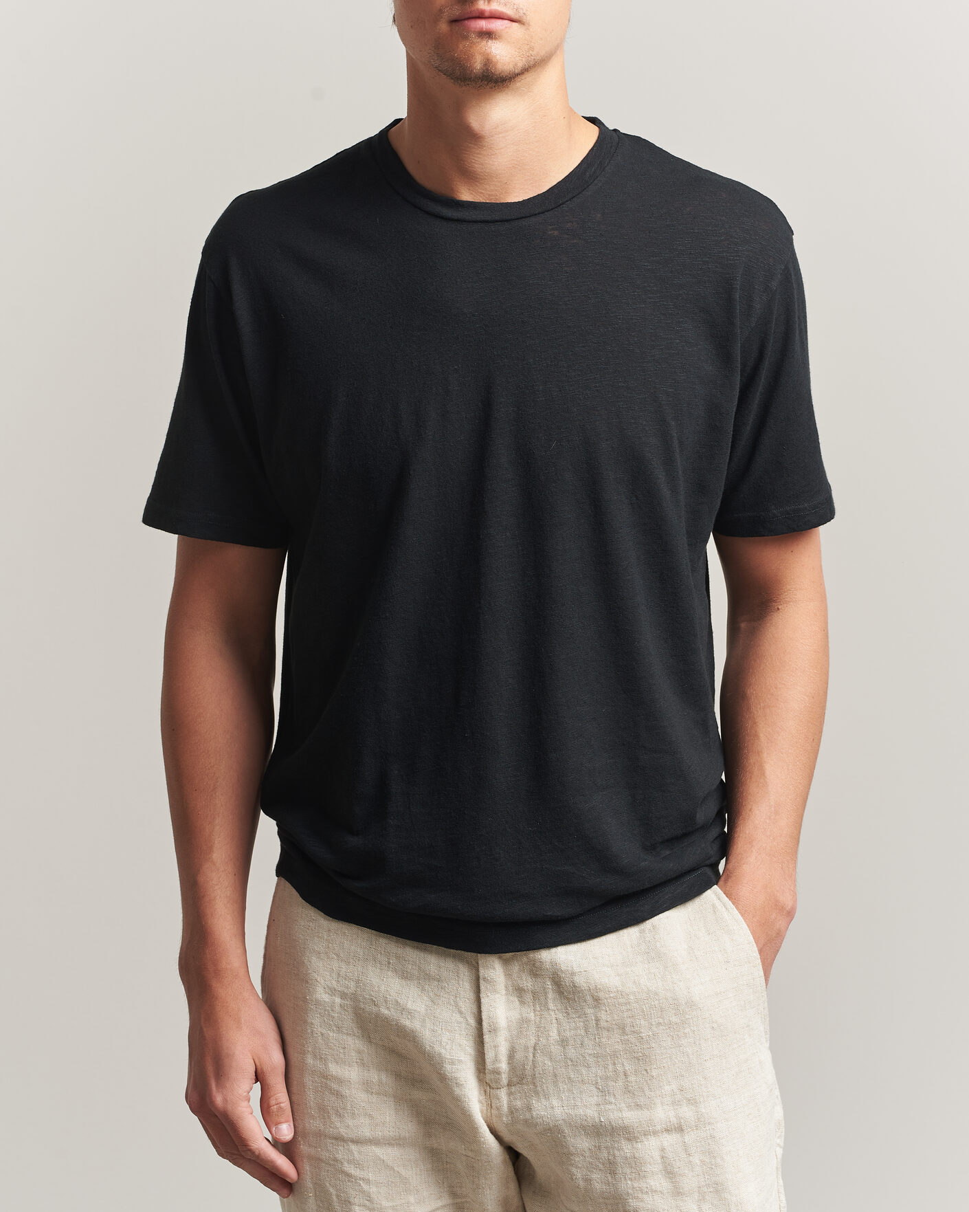 Hombres | Camisetas | Sunspel | Pima Cotton/Linen T-Shirt Black