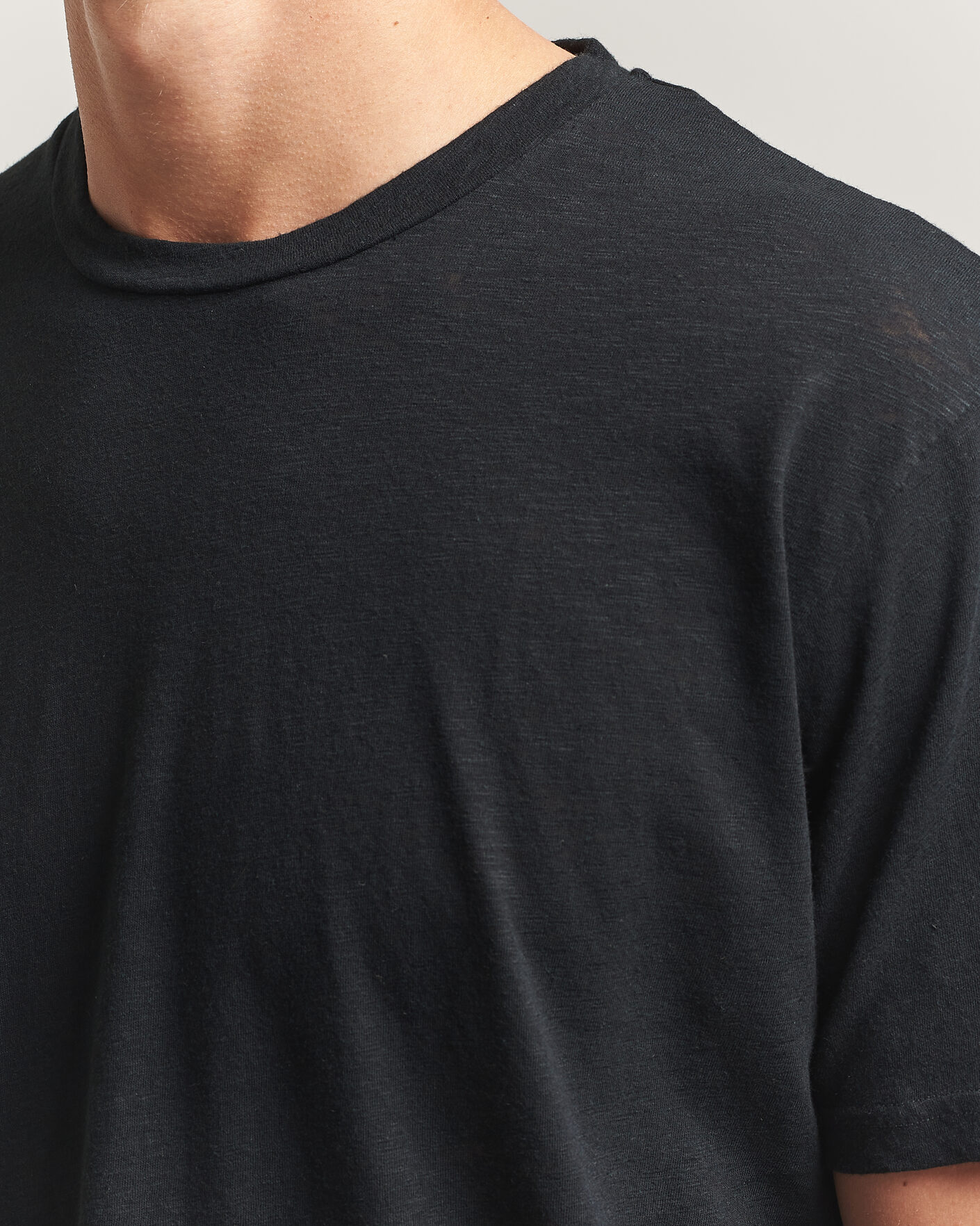 Hombres | Camisetas | Sunspel | Pima Cotton/Linen T-Shirt Black