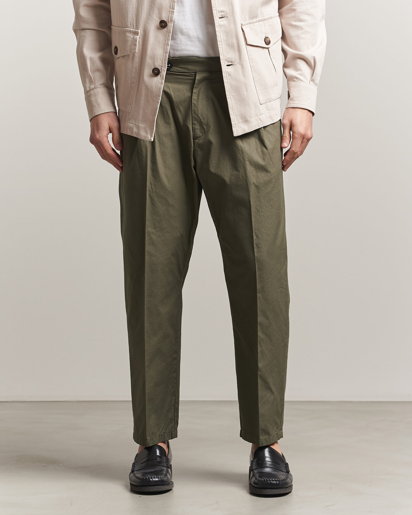 Hombres | Pantalones | Massimo Alba | Stan Pleated Chinos Military