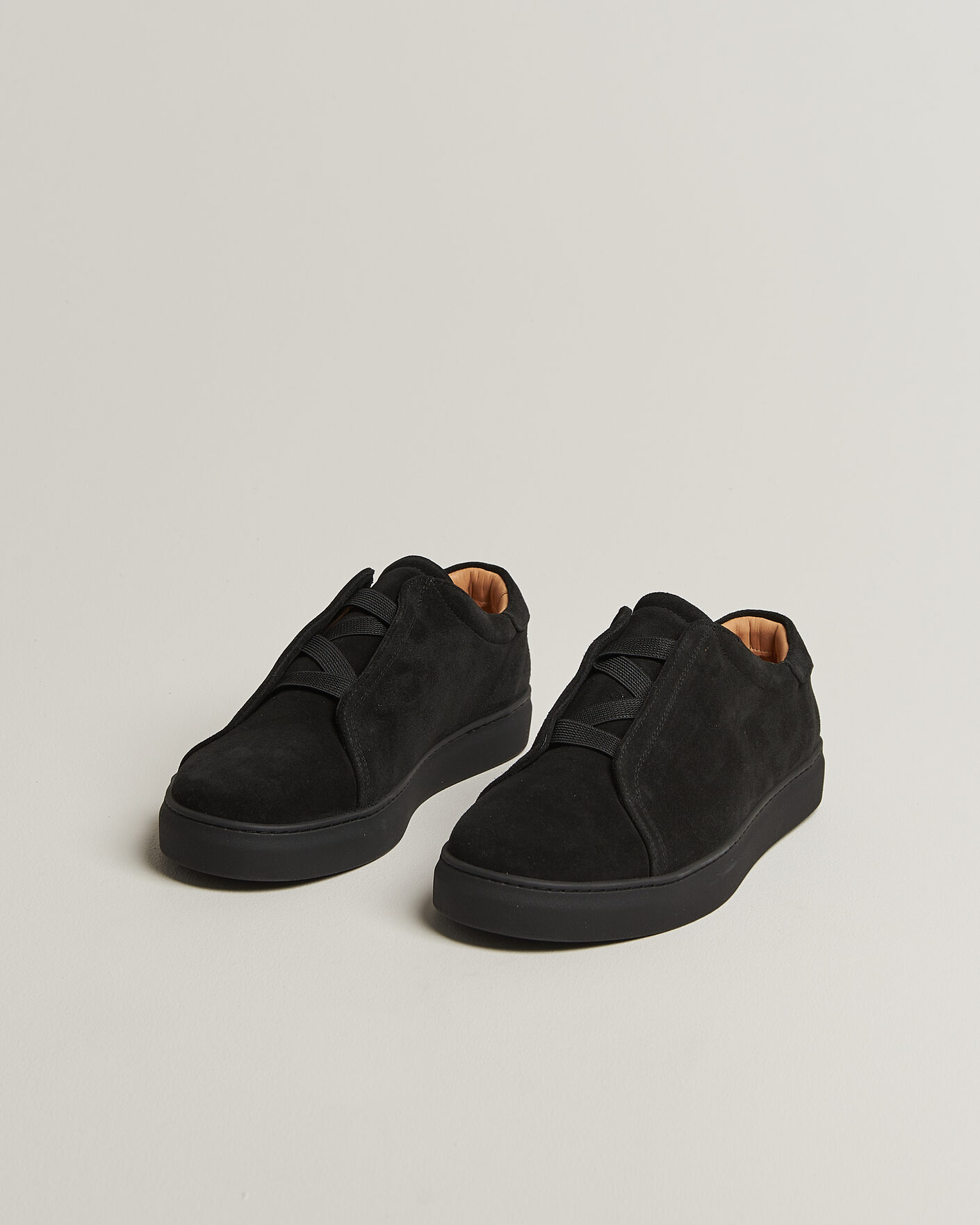 Hombres | Zapatillas | Myrqvist | Alnö Monochrome II Sneakers Black Suede