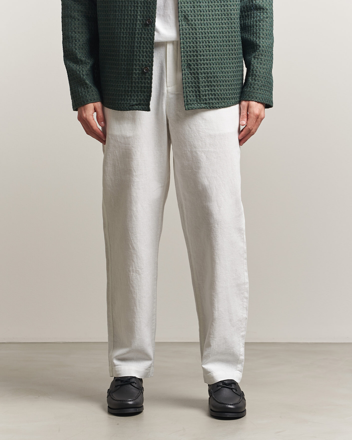 Hombres | Pantalones | LES DEUX | Linen Comfort Suit Pants White