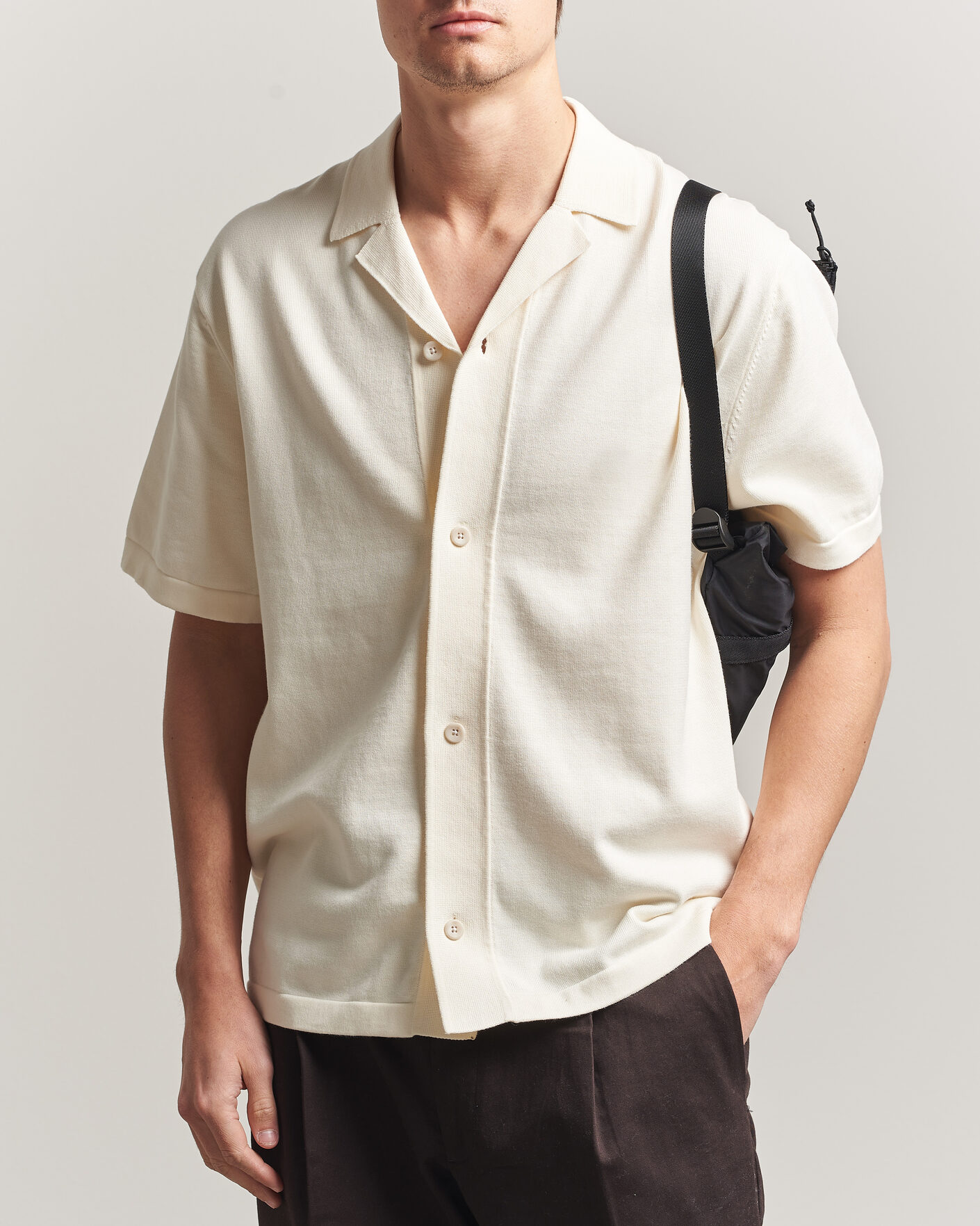 Hombres | Camisas | LES DEUX | Bouquet Knitted Short Sleeve Shirt Eggnog White