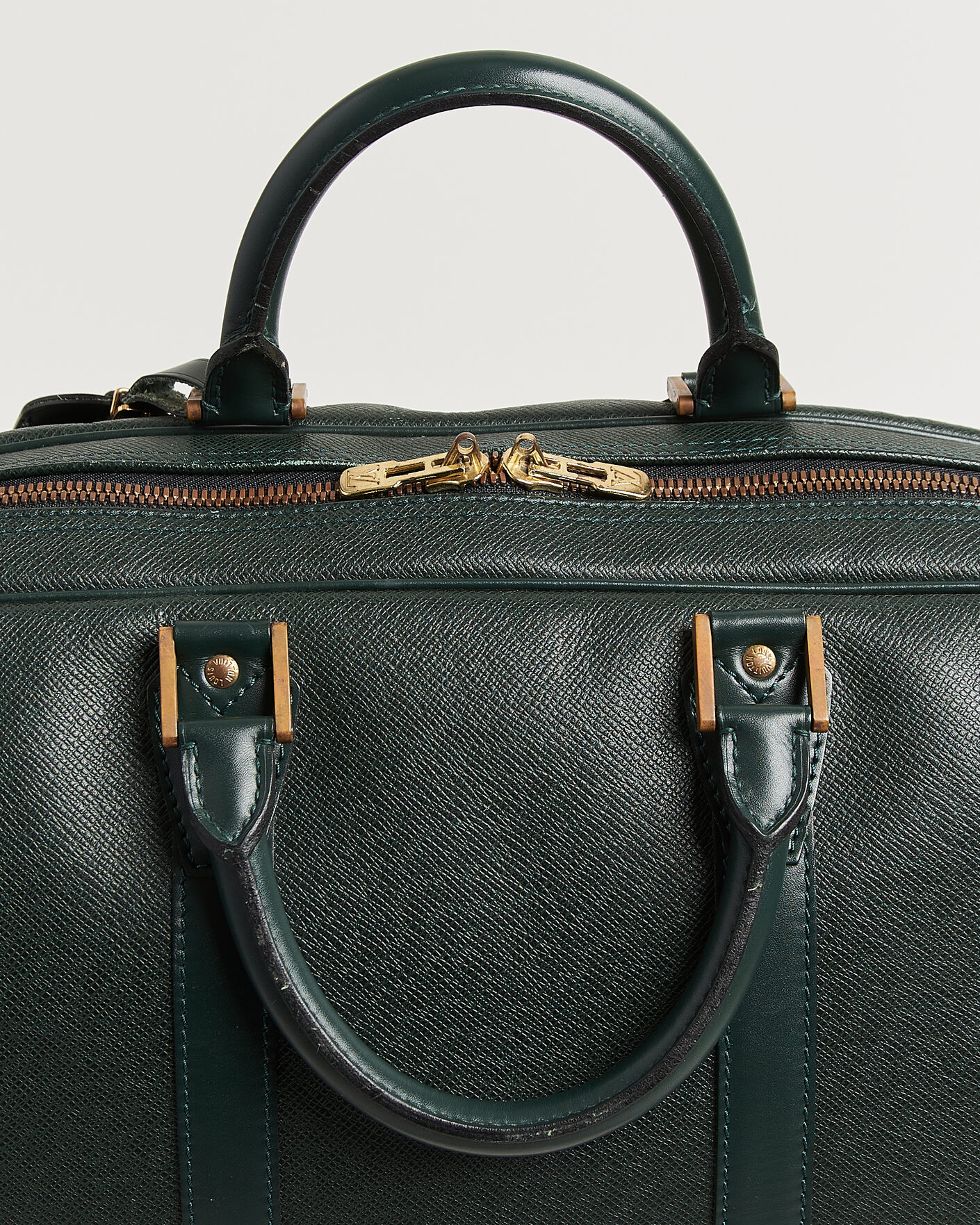 Hombres | Pre-Owned & Vintage Bags | Louis Vuitton Pre-Owned | Taiga Kendall GM Bag Green
