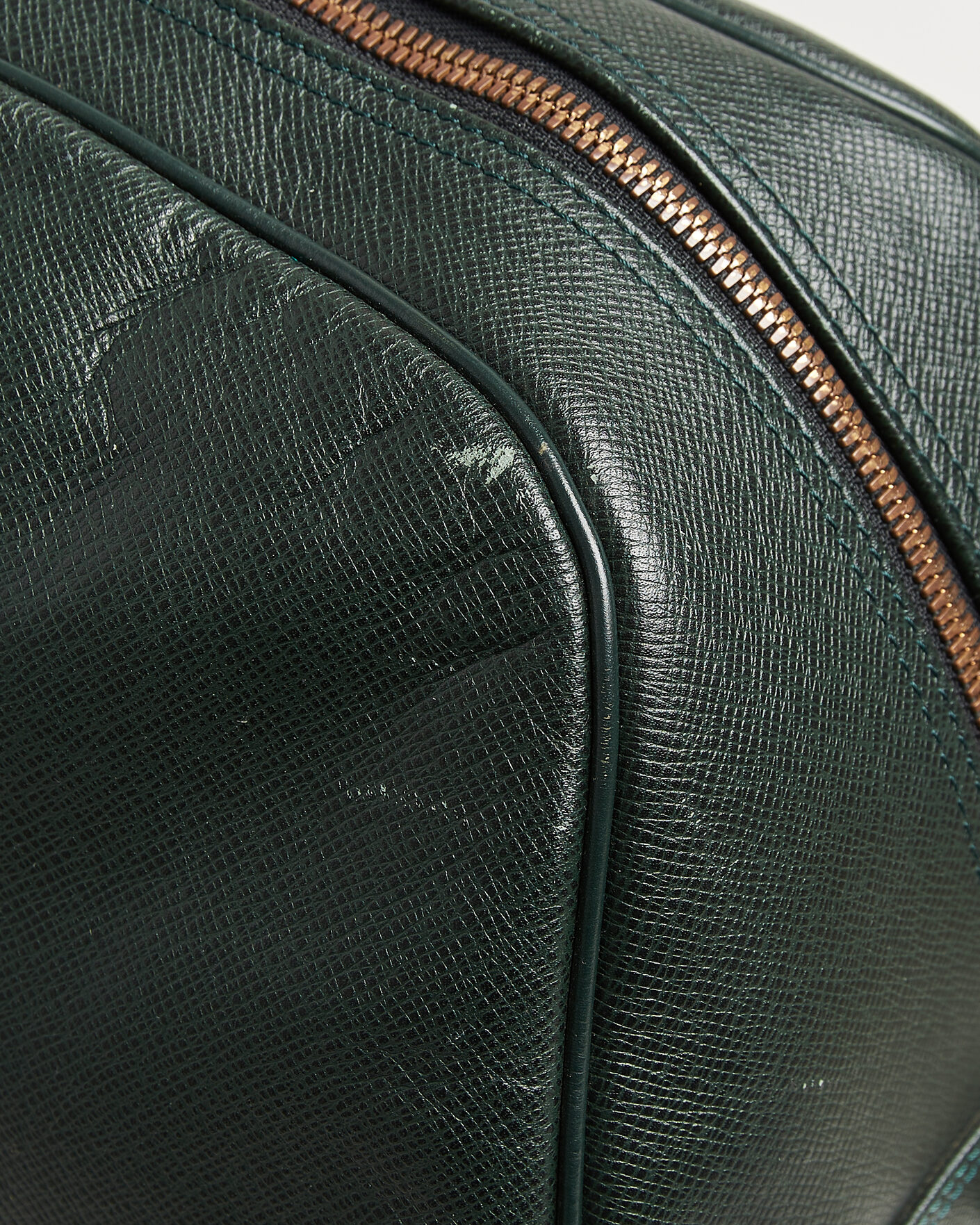 Hombres | Pre-Owned & Vintage Bags | Louis Vuitton Pre-Owned | Taiga Kendall GM Bag Green